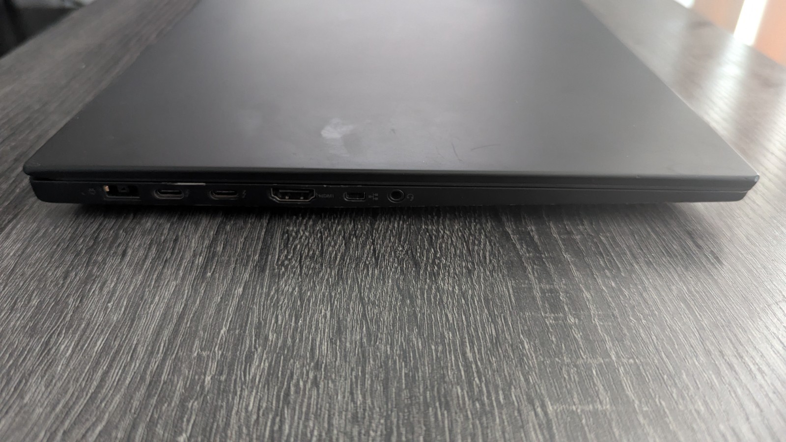 Lenovo ThinkPad P1 15.6″ 4K 3840×2160 32GBRAM 1TBNVMe Win11 Pro