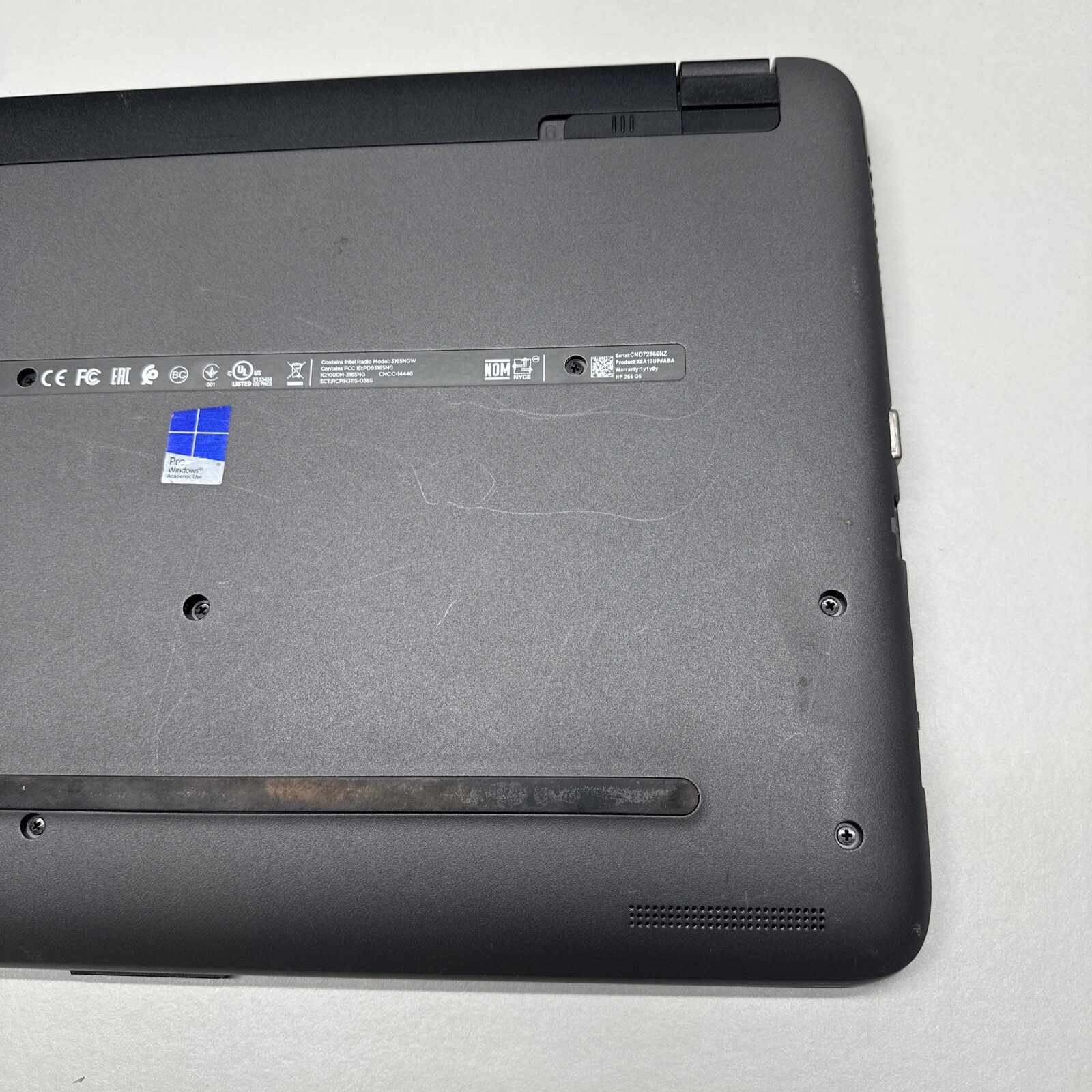 HP TPN-C126 15.6″ Laptop 465GB HDD 4GB RAM AMD E2-7110 1.80 GHz CPU Radeon R2