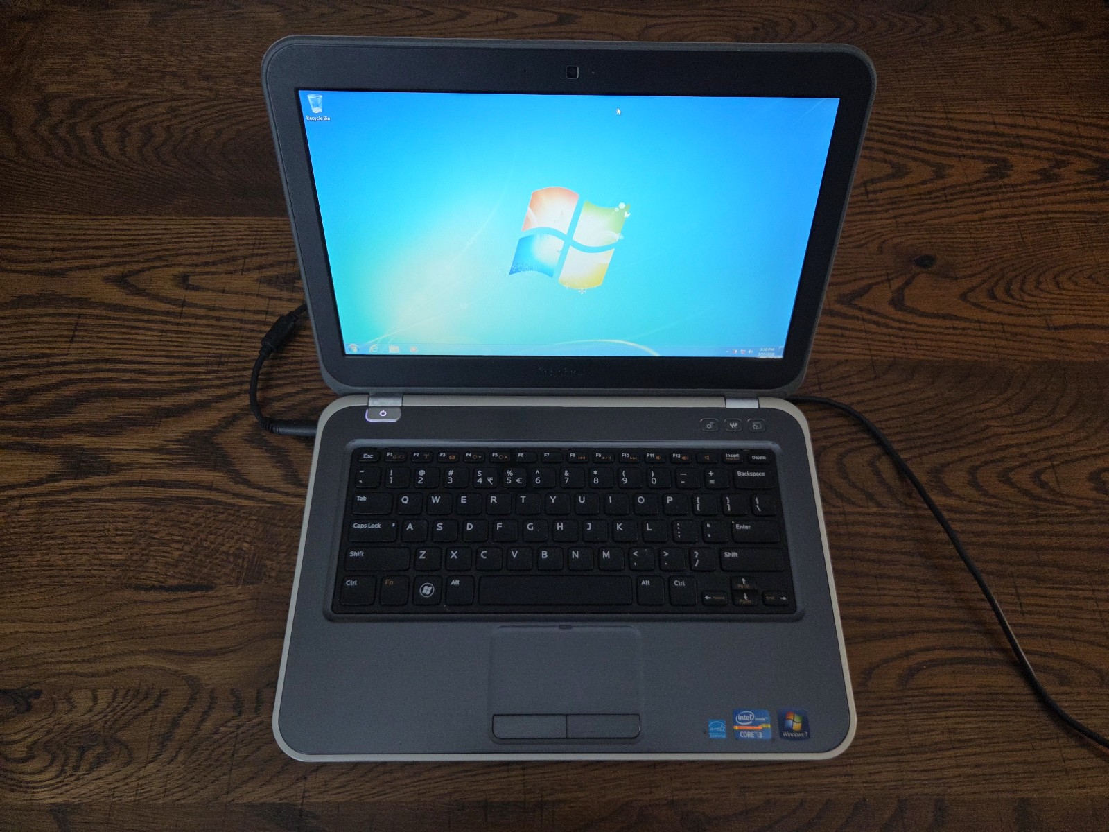 Dell Inspiron 5323 Intel Core i3-2367M 1.4 GHz 6 GB RAM 13″ 500 GB SATA HD Win7