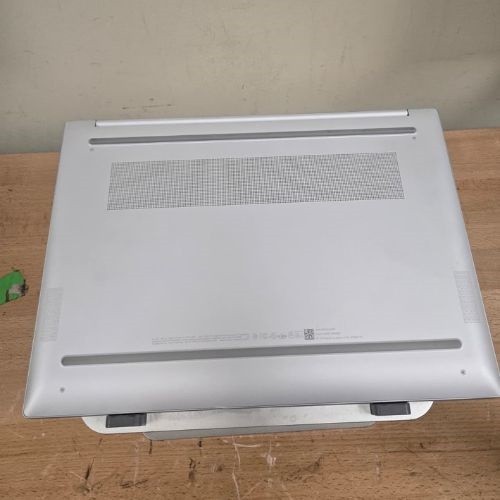 HP OmniBook 5 AI 16-af1067st 16″ 2K Intel Ultra 7 255U 16GB 1TB SSD W11H Laptop