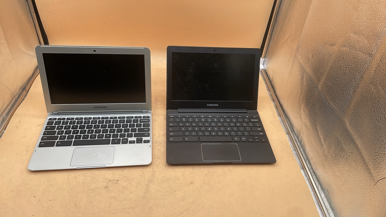 Samsung XE303C12 & XE503C12 Exynos 5 11.6-Inch Chromebook Bundle No HDD Unit