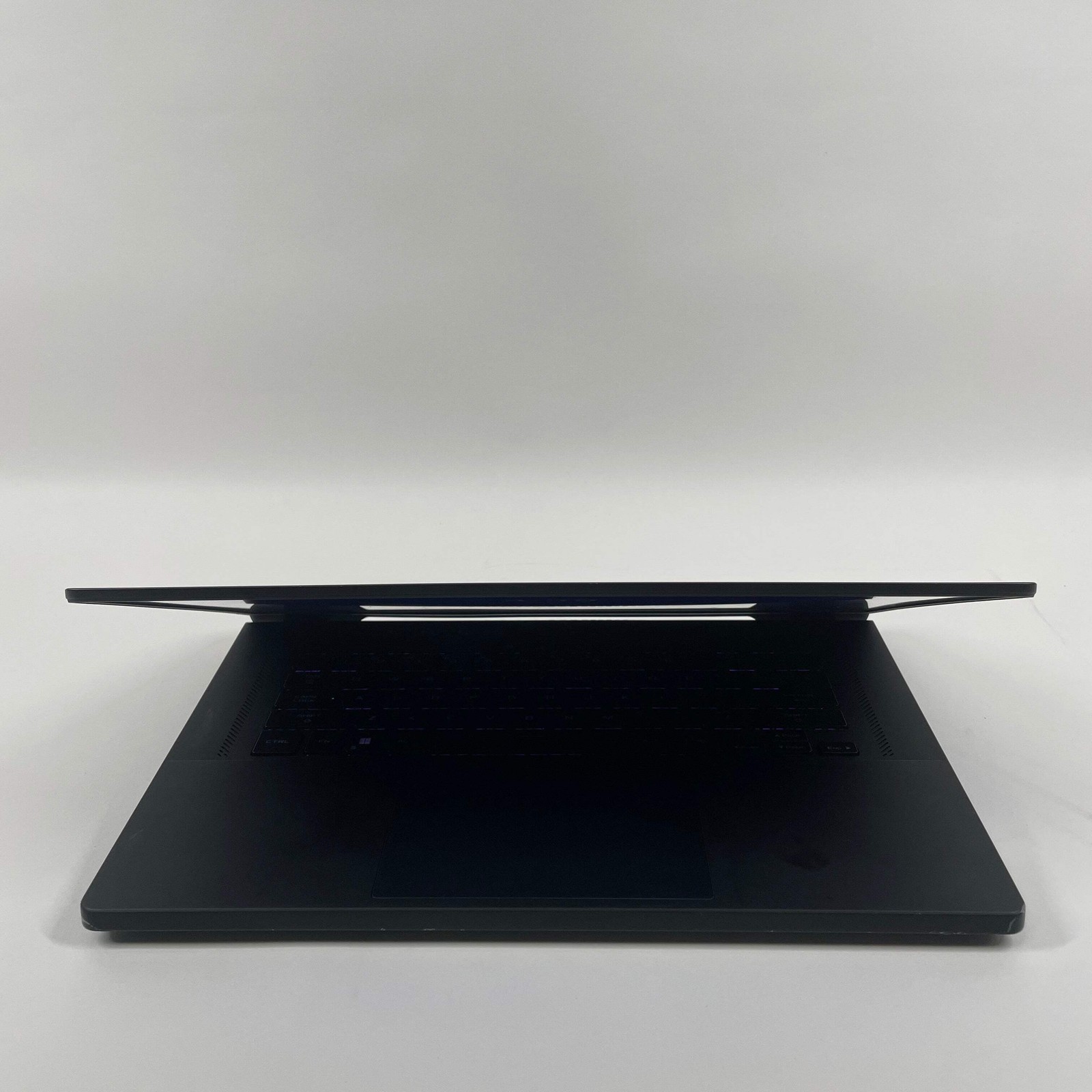 Asus ROG Zephyrus M16 GU603Z 16″ i7-12700H 16GB RAM 512GB SSD GeForce RTX 3060