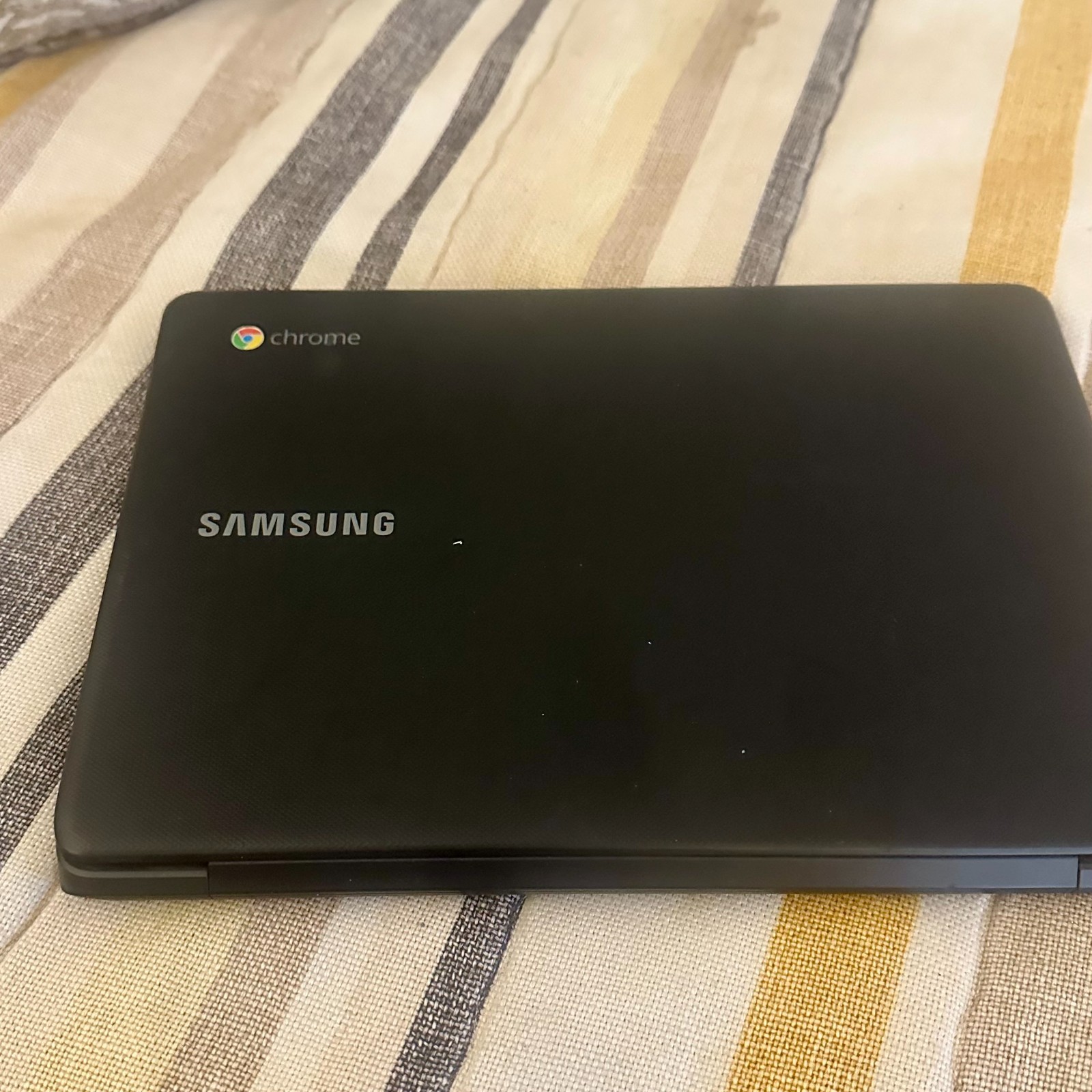 Samsung Chromebook XE500C13 Black 11.6″ Display | Locked | For Parts