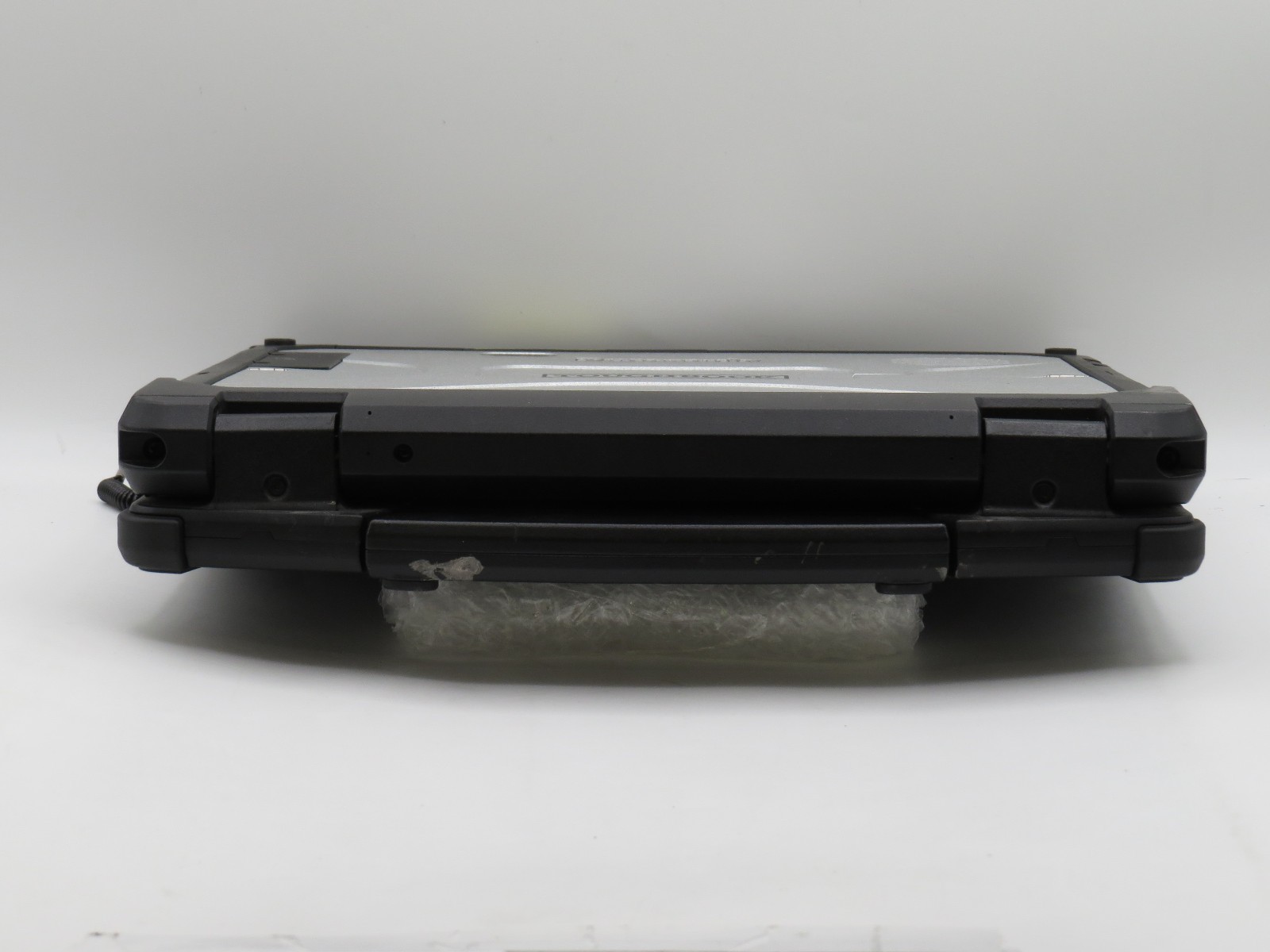 Panasonic CF-33 Toughbook i7-7600U@2.8 | 16/256GB SSD | 12″ Touch | No OS/AC