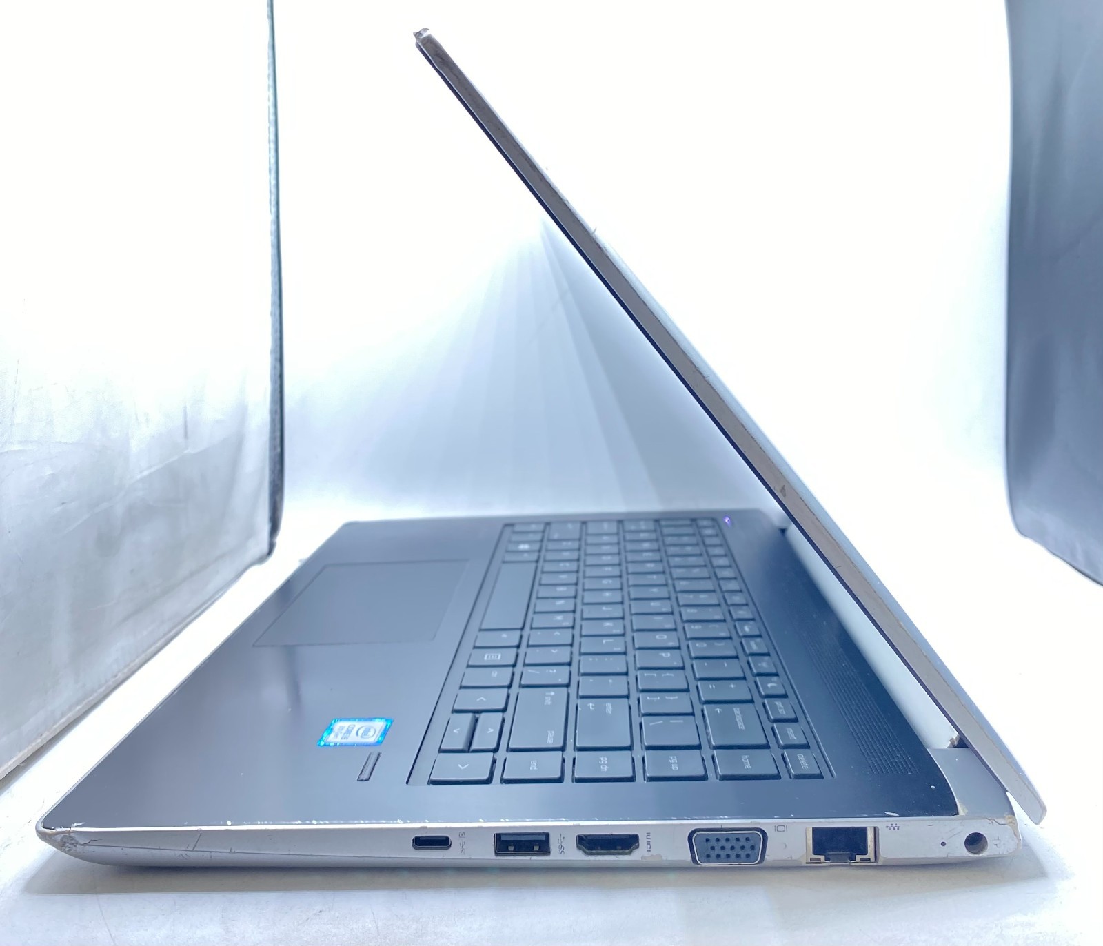 HP ProBook 440 G5 14″ Touch Intel Core i5-8250U 1.66GHz 8GB RAM 256GB SSD