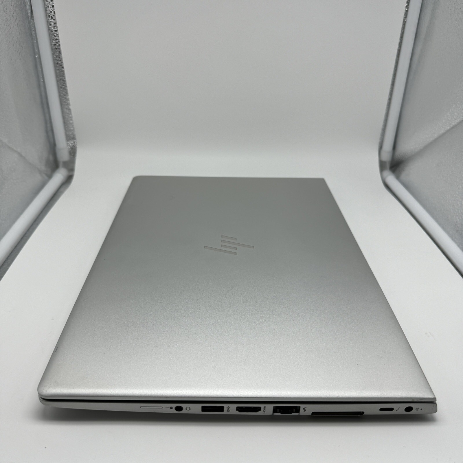 HP Elitebook 840 G5 14″ FHD | i7-8550U 1.80GHz | No RAM/SSD/Batt. | Bad Keyboard