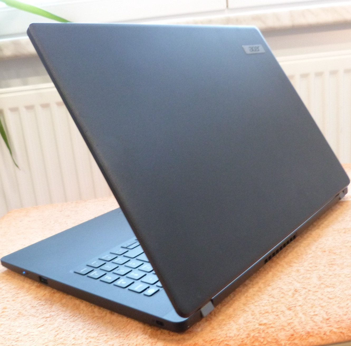 Acer P215 Travelmate POWER Core i5 10GEN I 15″ FULLHD I SSD Windows 11 PRO
