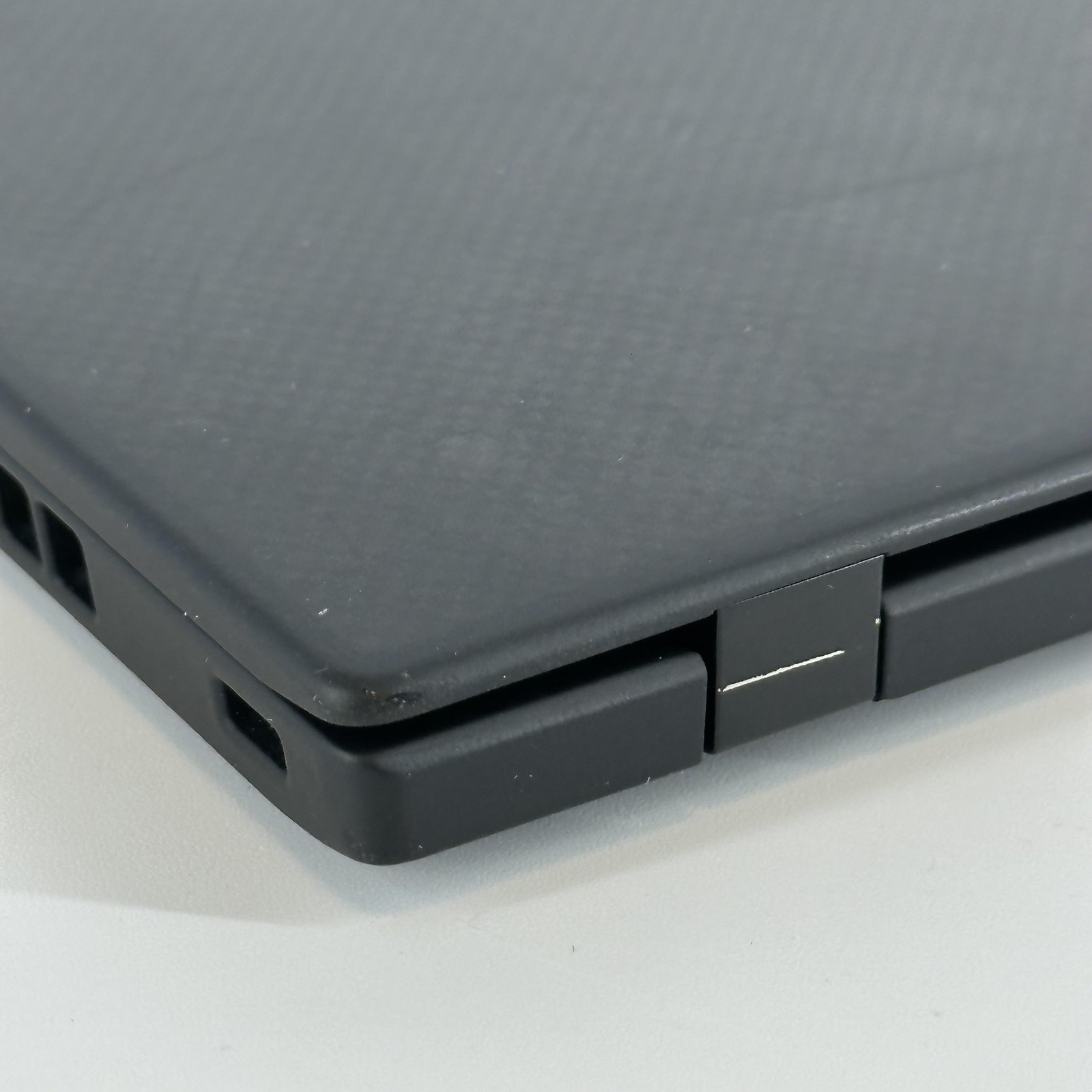 Lenovo ThinkPad X1 Carbon Gen 8 14 UHD i7-10510U 1.80GHz 16GB 512GB SSD Good