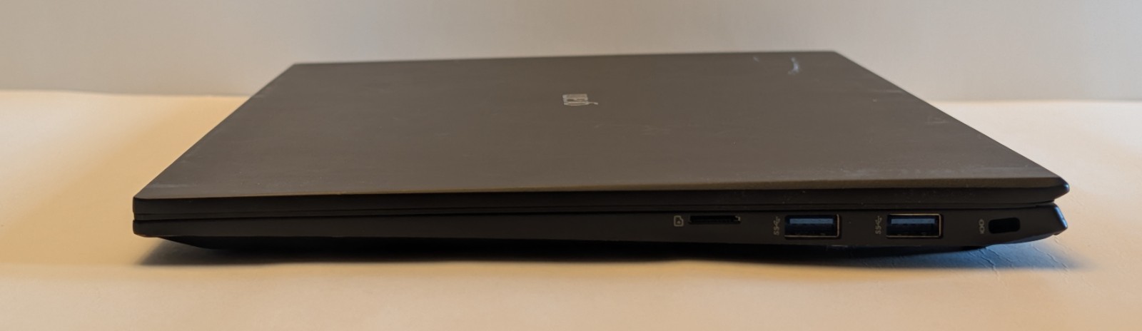 LG Gram 15” 15Z95P i7‑1195G7/ 32GB – 1TB SSD/ Intel Iris Xe/ Windows 10. ~400~