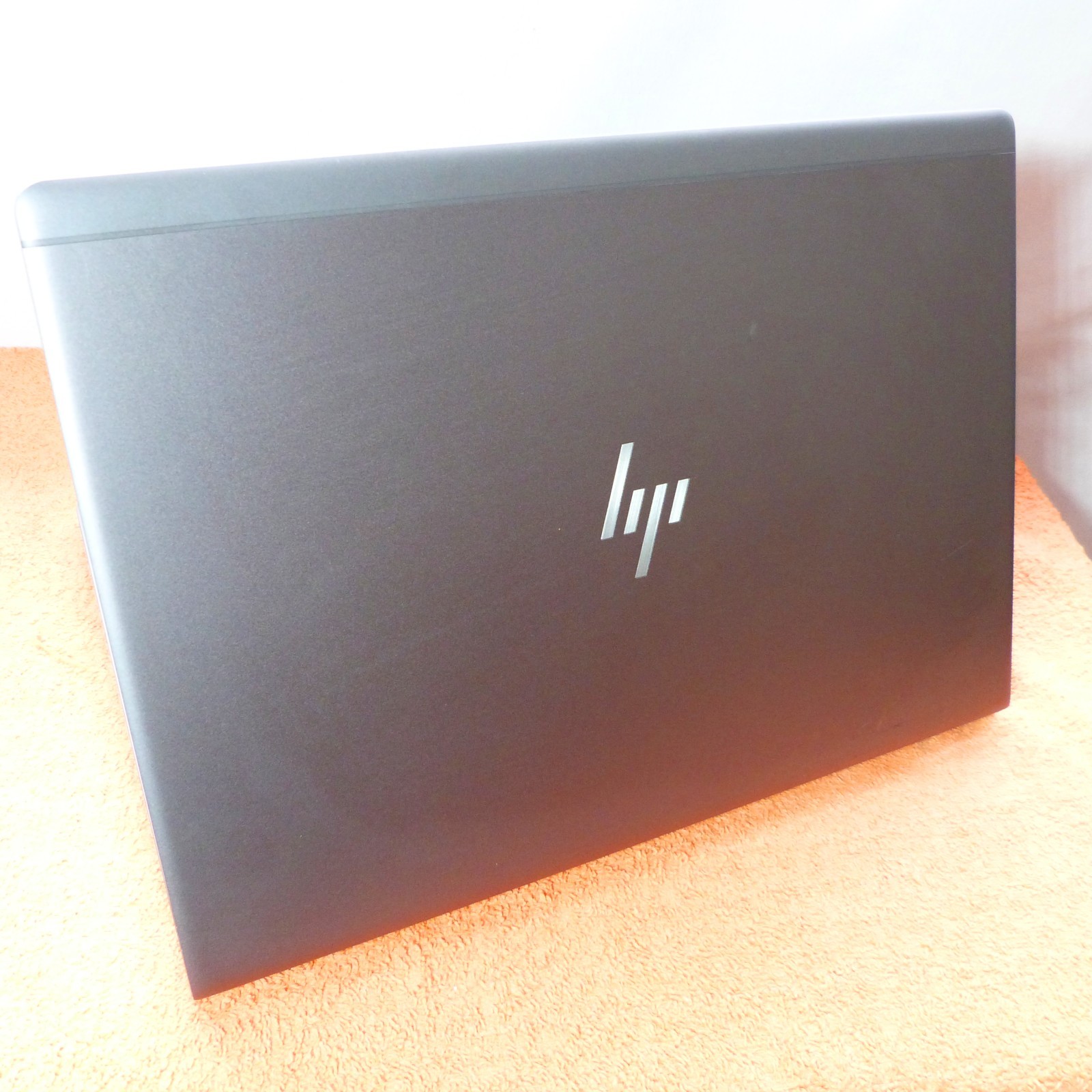 HP ZBook 14u G6 ELITE WORKSTATION l 32GB RAM l 2TB SSD Windows 11 PRO AMD WX3200