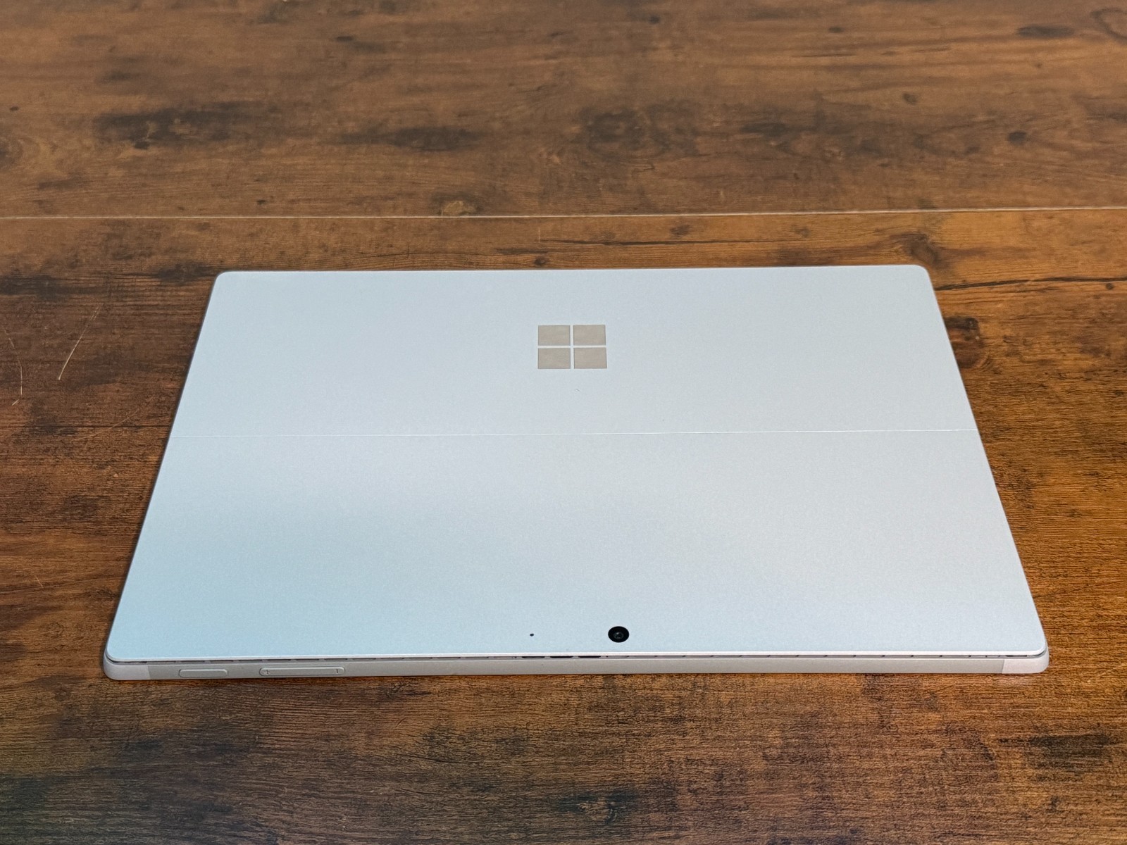 Microsoft Surface Pro 7 Plus 1960 12.3” i5-1135G7 8GB RAM 256GB SSD Win 11 Pro