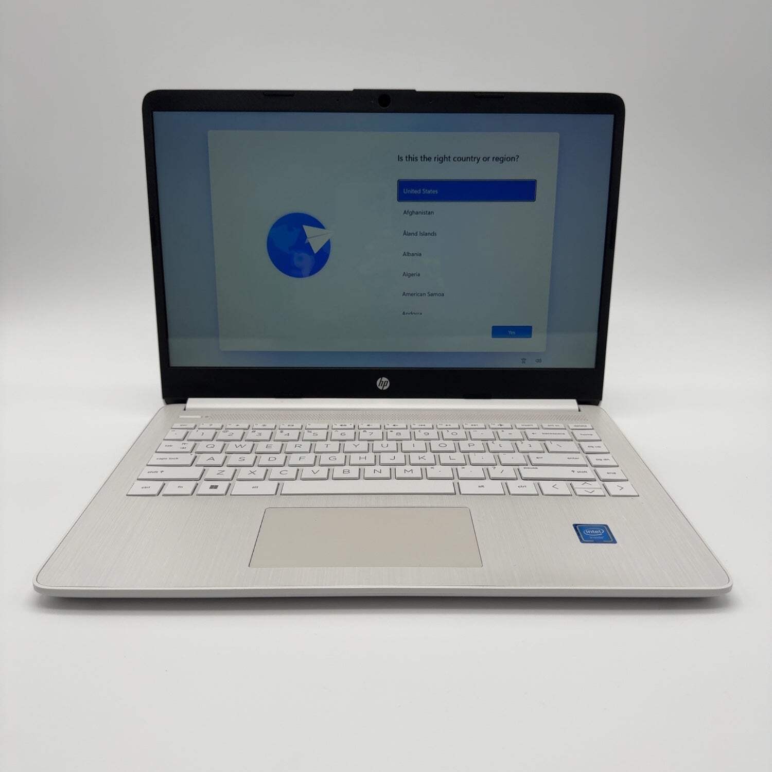 HP 14-DQ0052DX 14-DQ0052DX 14″ Celeron N4120 2.6GHz 4GB RAM 64GB SSD