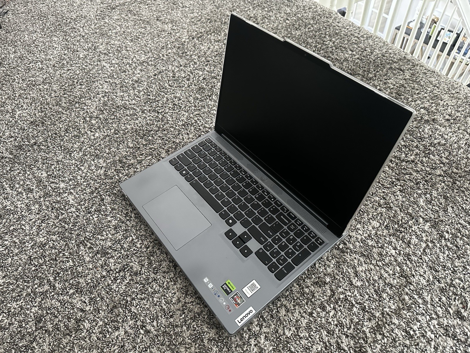 Lenovo Legion 5 16ARP9 16″ Gaming Laptop, Luna Grey (RTX 4070, 16Gb DDR5, 165hz)