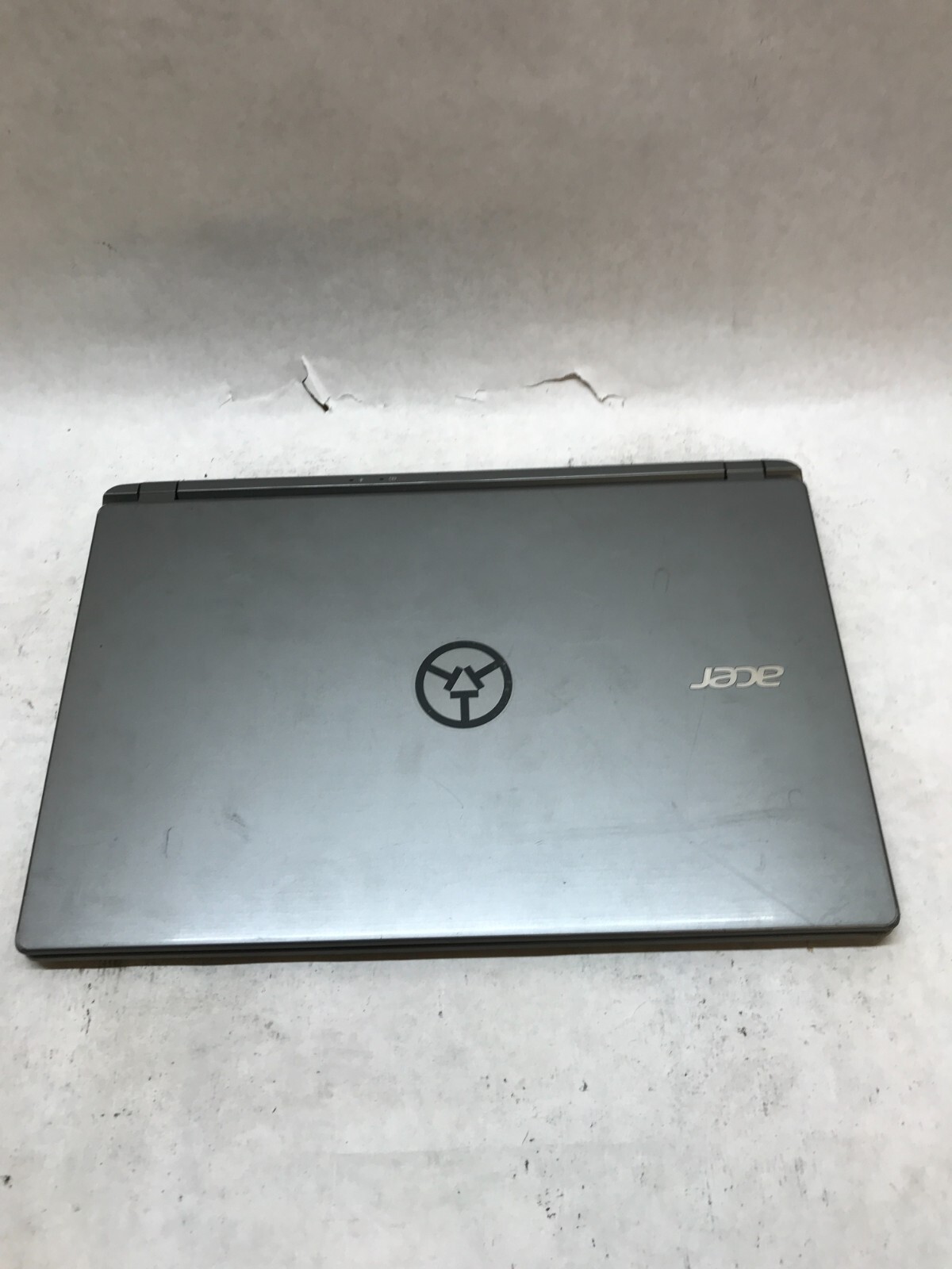 Acer Aspire V5-552P 15″ Laptop AMD A10-5757M 2.5GHz 6GB RAM NO HDD/OS Cracked DW