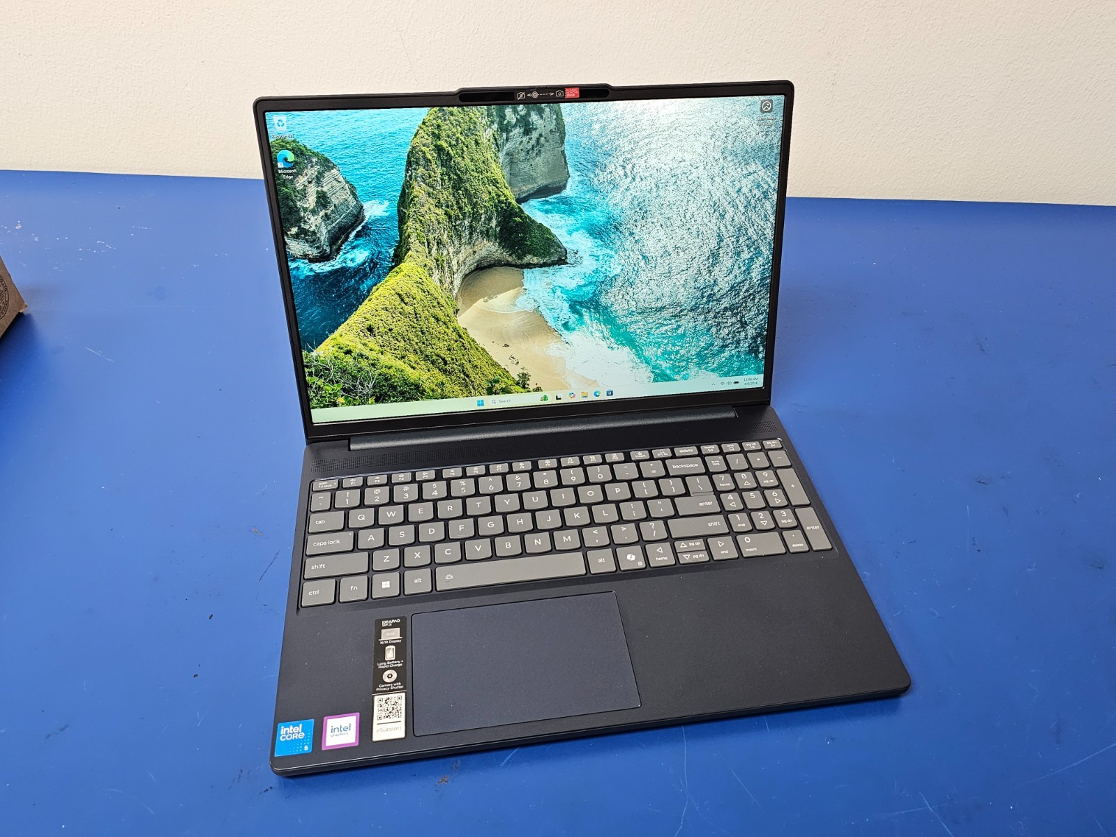 Lenovo Slim 3 15IRH10R, Intel Core 5 210H, 2.20 GHz, 16 GB RAM, 1 TB NVMe SSD