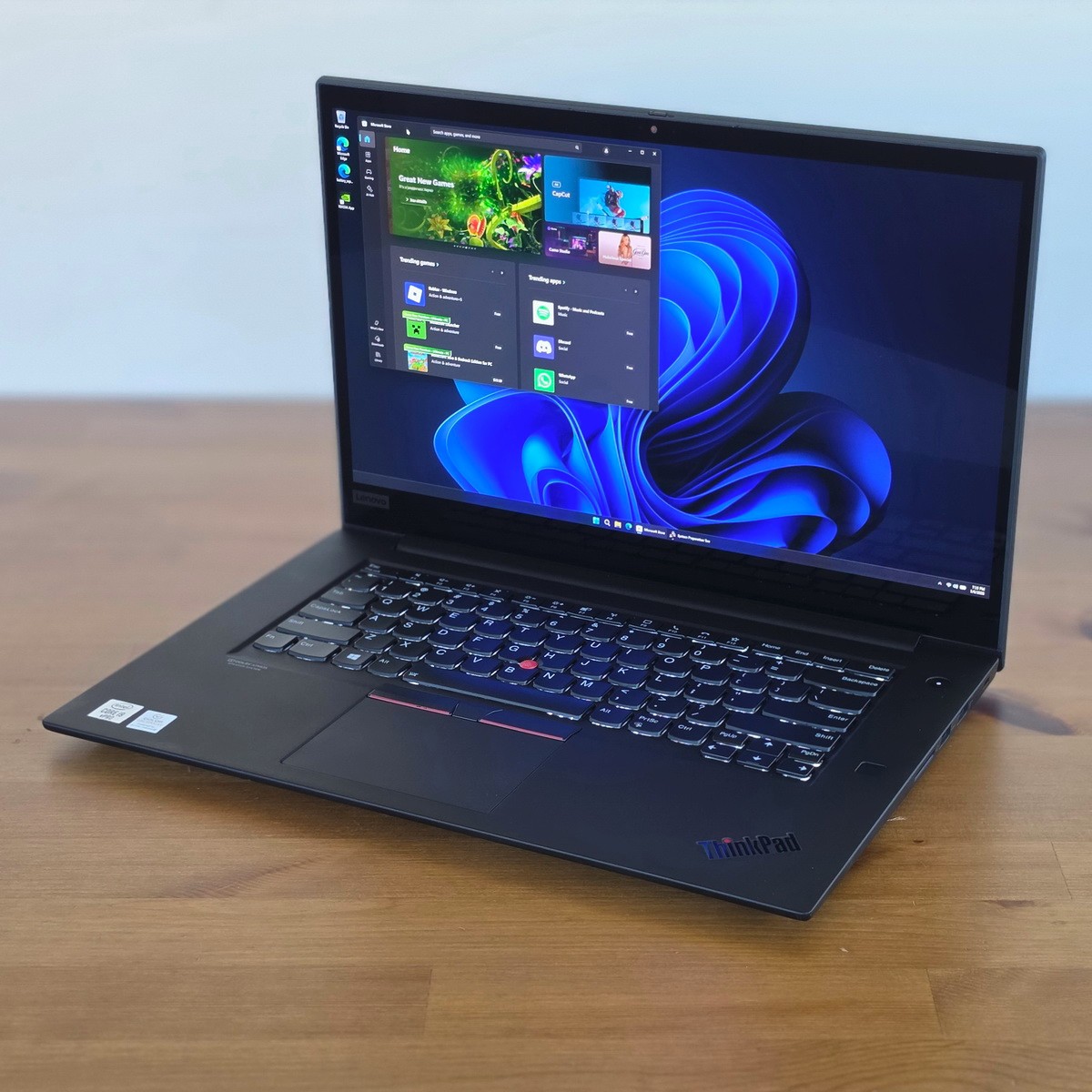 Lenovo ThinkPad P1 Gen 3 i9-10885H 16GB 15″ 4K HDR 3840×2160 OLED NVIDIA T2000