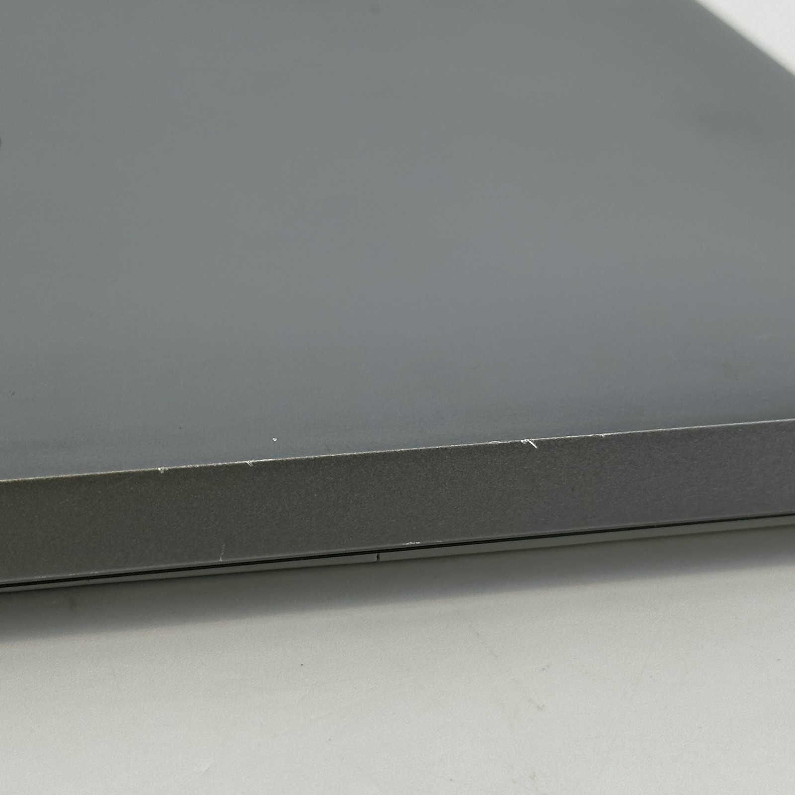 Dell Precision 5480 14 FHD+ 2.5 GHz i7-13800H 32GB 256GB SSD RTX A1000 Good