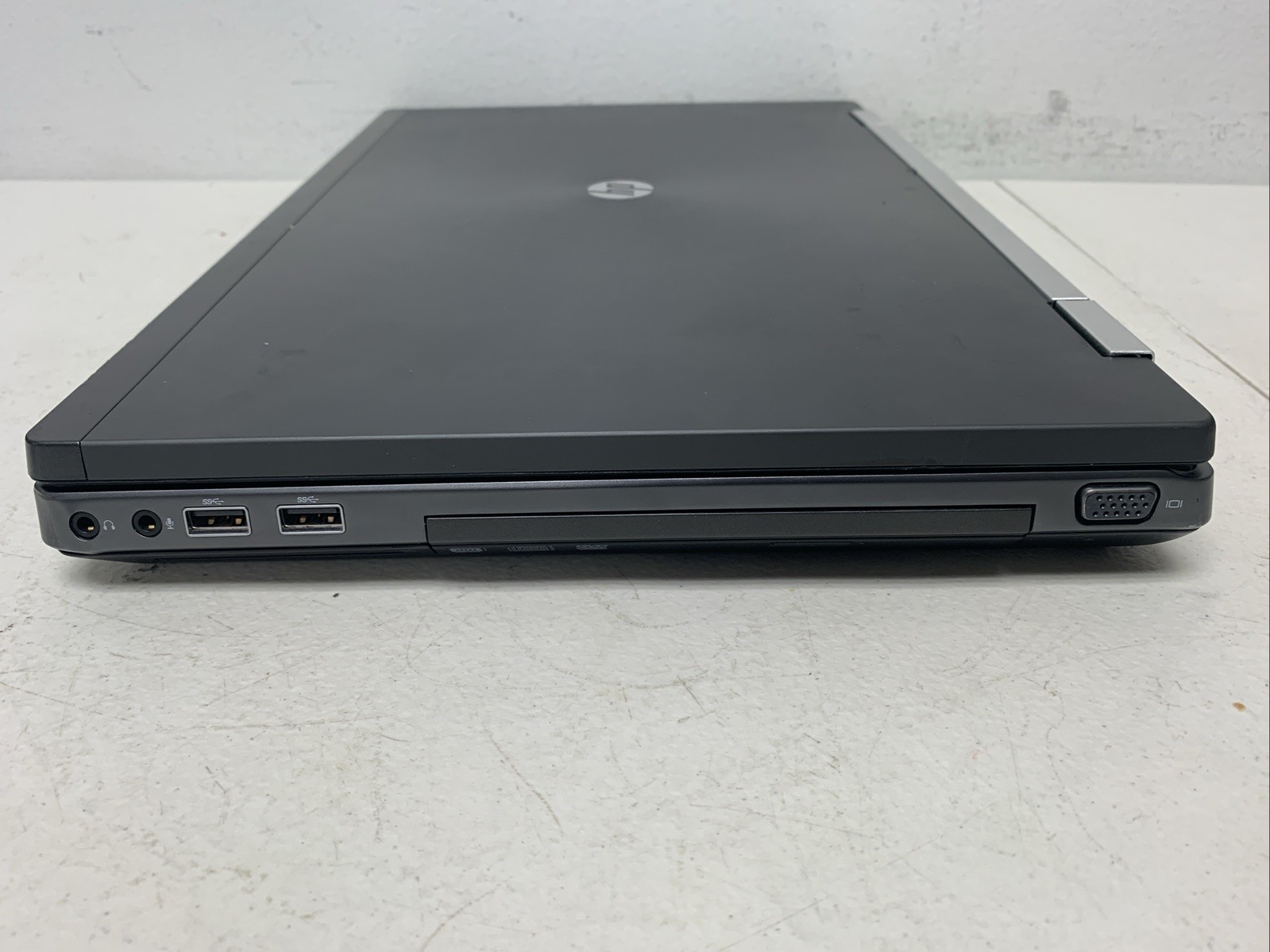 HP Elitebook 8560W i5-2540M – RAM 8GB Ram 256gb SSD Wind10 Pro Read Description
