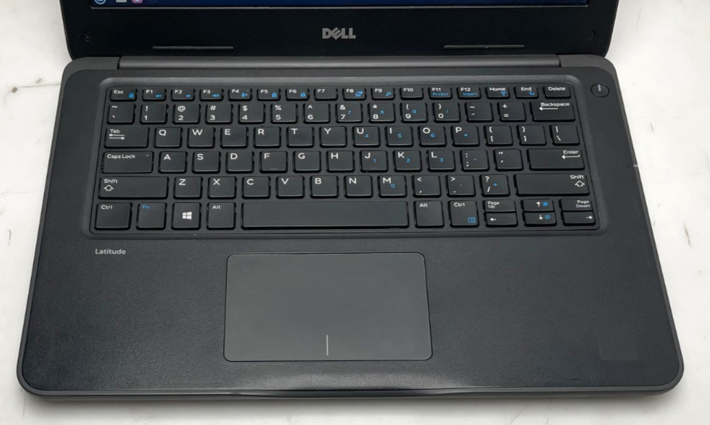 Dell Latitude 3380 13″ Intel Core i3-6006U @ 2.00 GHz 8GB 128GB SSD Linux Mint