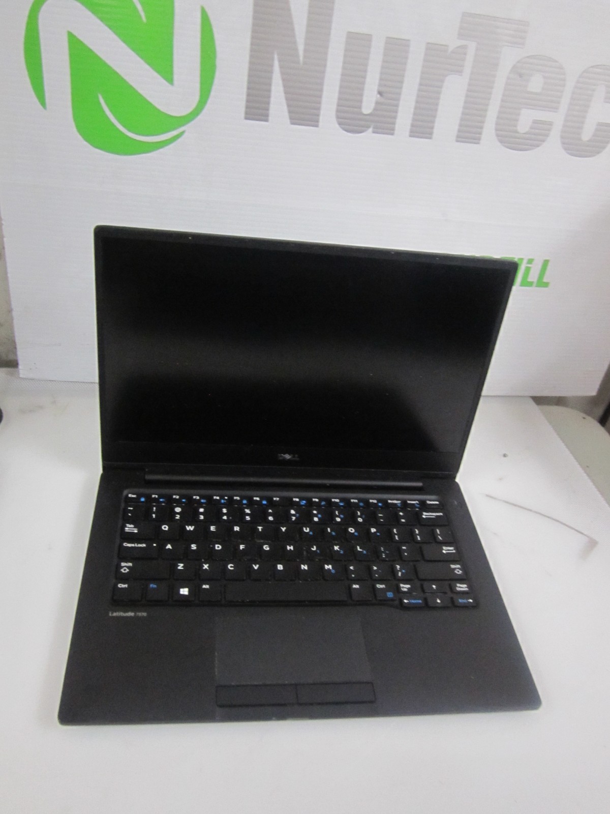 Dell Latitude 7370 Laptop m7-6y75 1.20GHz 16GB 128GB M2SSD NOOS LAPTOP + AC