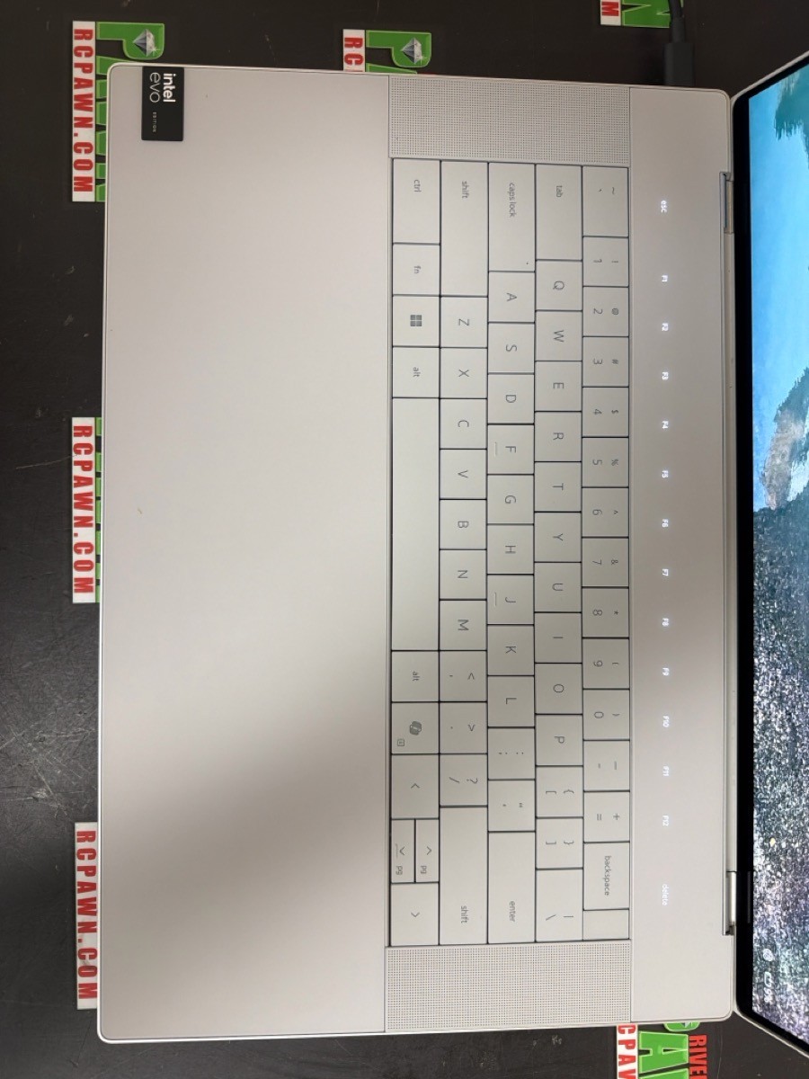 DELL COMPUTER P129F LAPTOP 1TB 32GB RAM 2.5GHZ HD 16″ WINDOWS 11 HOM (R7B017236)