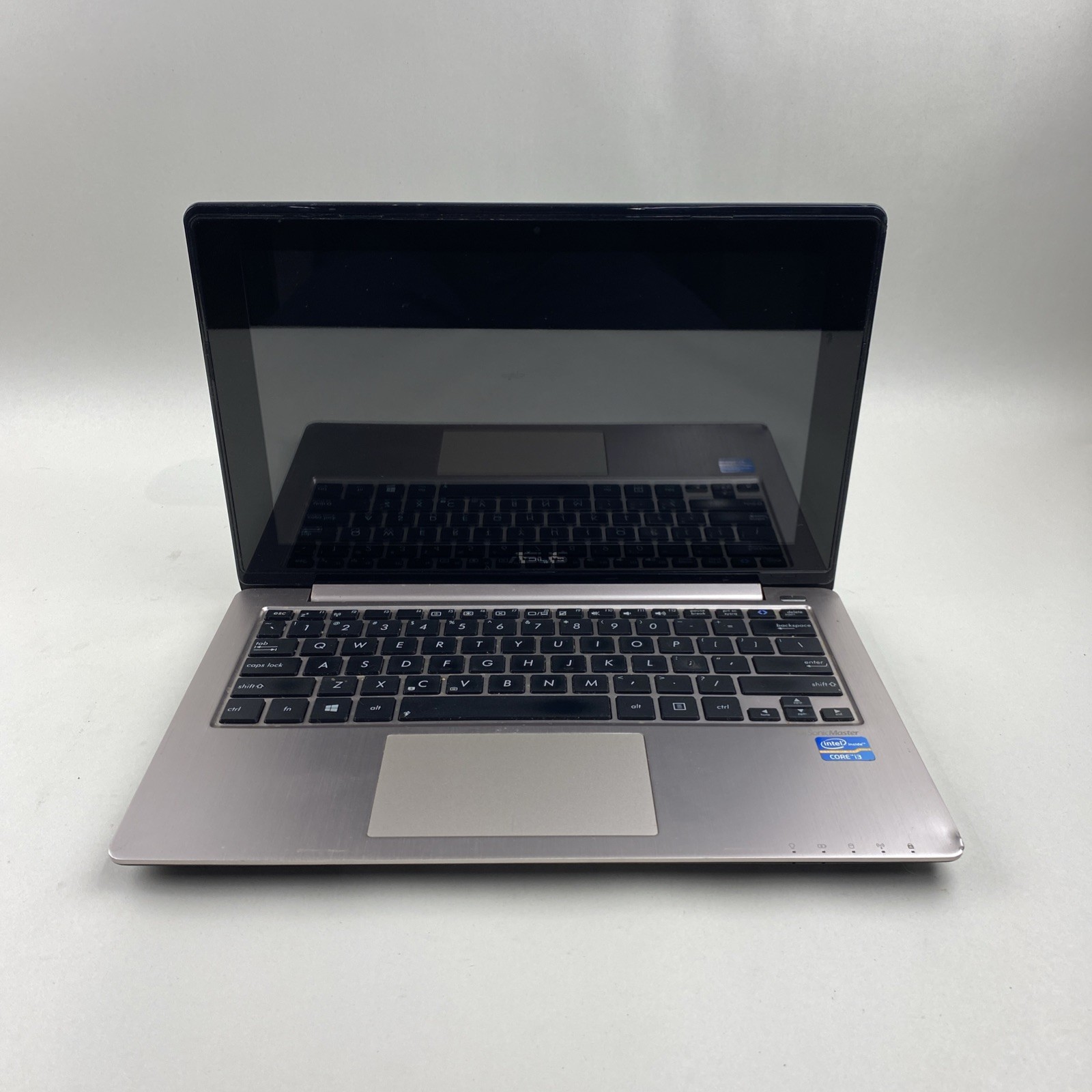 ASUS X202E Intel Core i3-3217U 1.80GHz 4GB RAM 11.6″ No Battery No HDD No OS