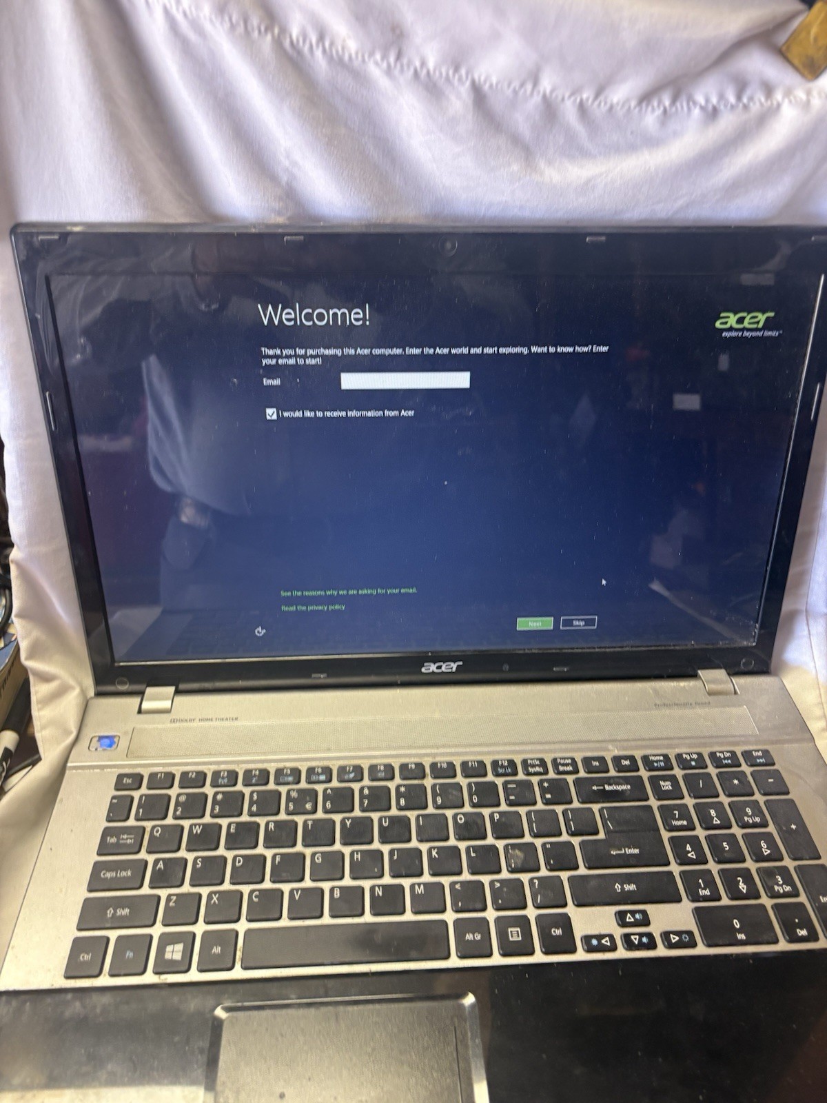 Acer Aspire V3-731-4649 VA70 Laptop 17-inch Intel Pentium Windows 8