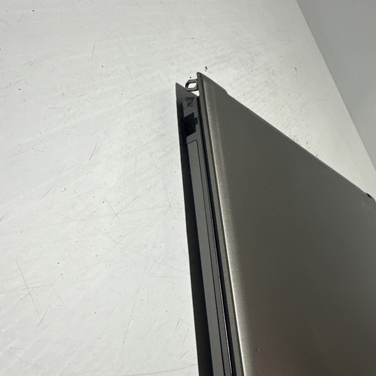 Toshiba Tecra Z50-C 15″ Laptop i7-6600u 4gb Ram No Drives Boots Bios
