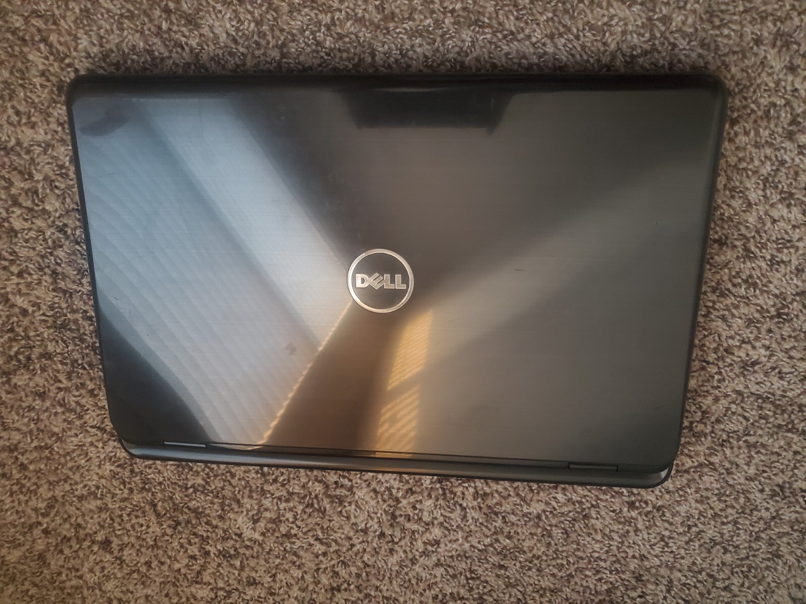 DELL INSPIRON core i5 @2.40 GHz 6GB