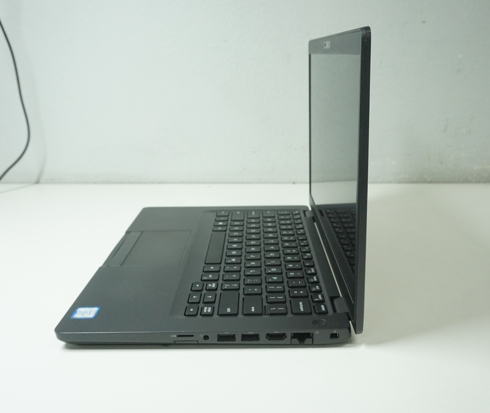Dell Latitude 5400 Intel i5-8365U @1.60GHz 8GB RAM NO OS/ NO HDD/NO BATTERY