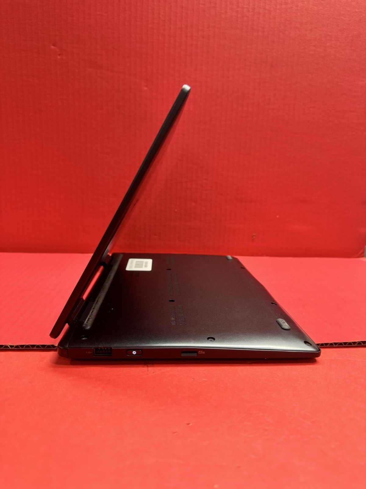 Dynabook Portege X30W-J 13″ Touch Laptop-11th i7-1185G7 2.8GHz 16GB RAM 512GB