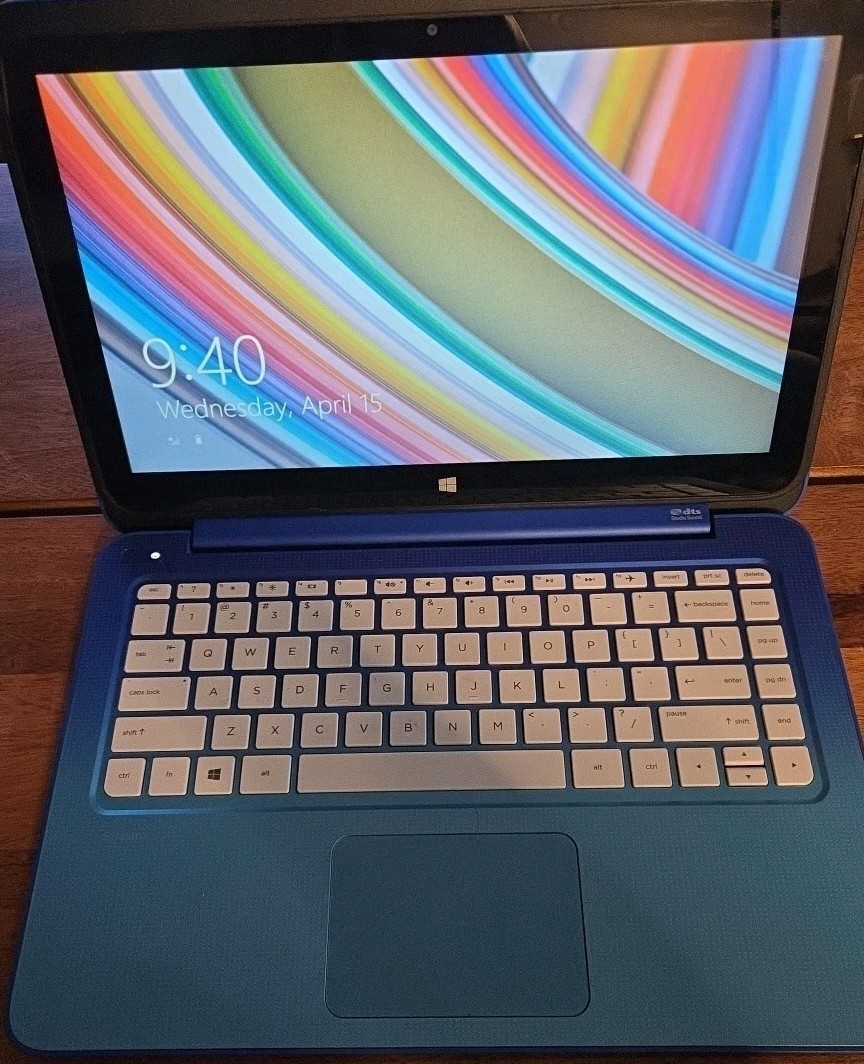HP Stream RTL 8723 BE Laptop. Windows 8,touch display w original charger