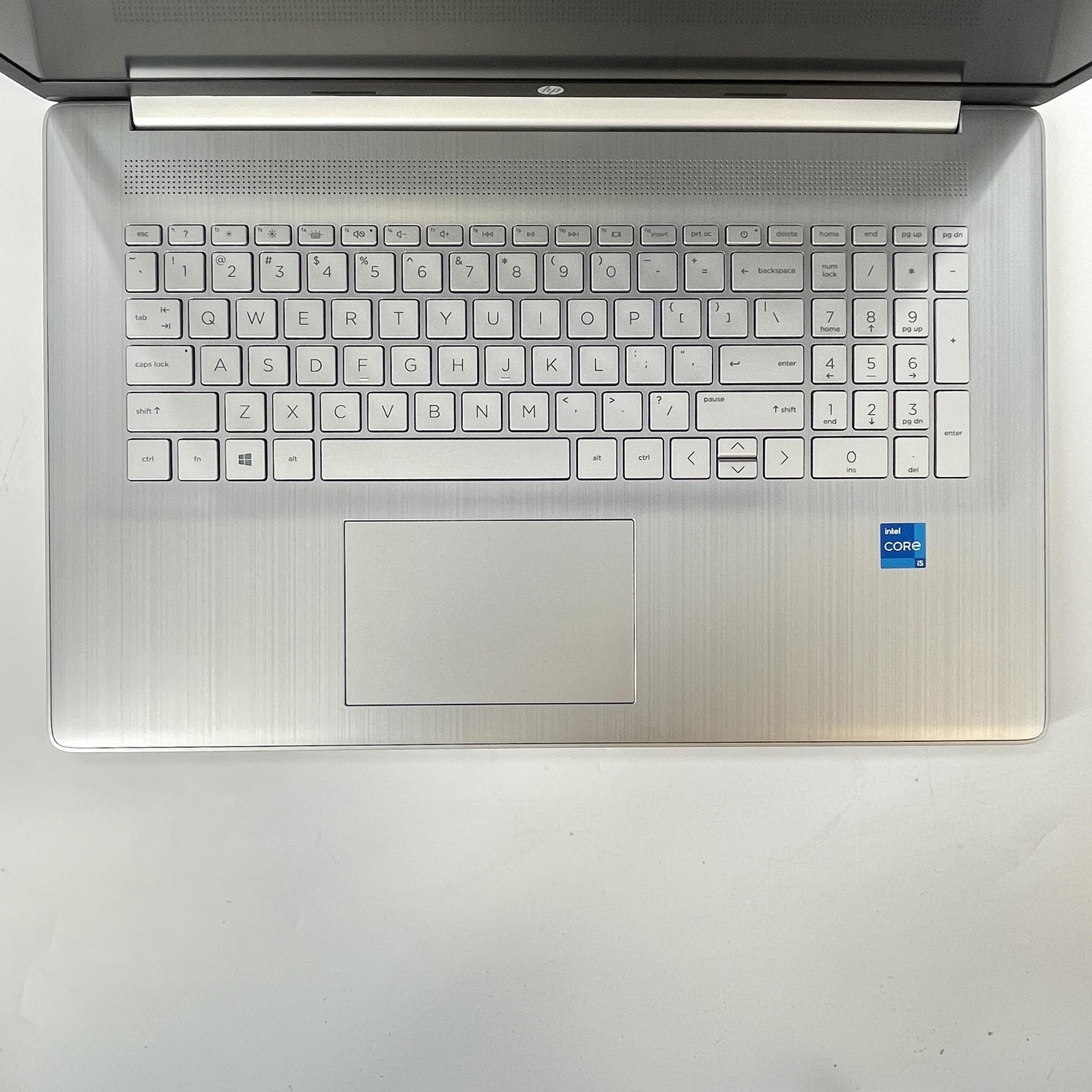 HP Laptop 17-cn0053cl 2021 Silver FHD i5-1135G7 2.40GHz 12GB 1TB HDD Excellent