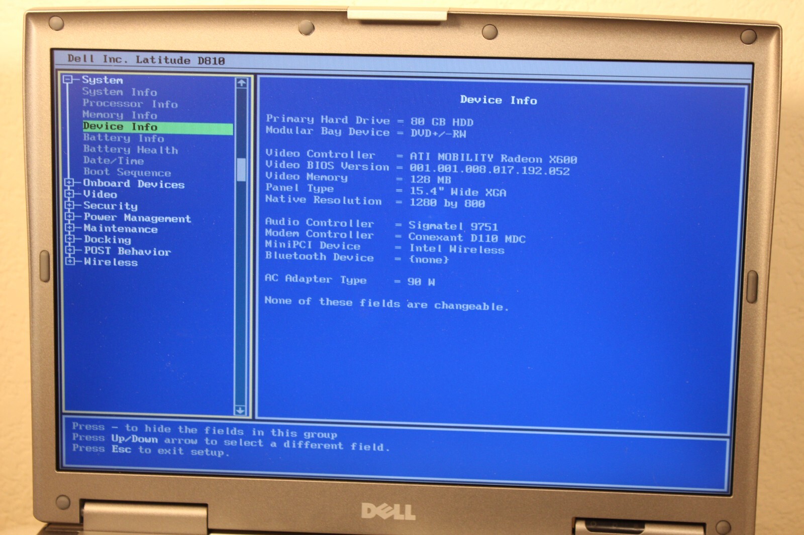 Dell D810 (1.86GHz/2.0GB/60GB/CDRW-DVD) WXGA Windows XP PRO, SERIAL Port
