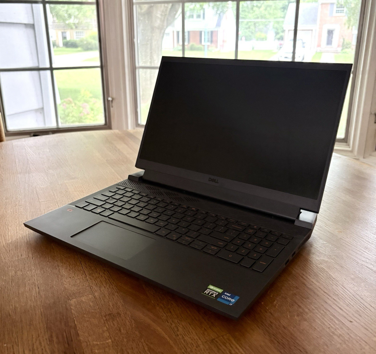 Dell G15 5511 15.6″ Gaming Laptop i7-11800H 16GB RTX 3050 238GB SSD