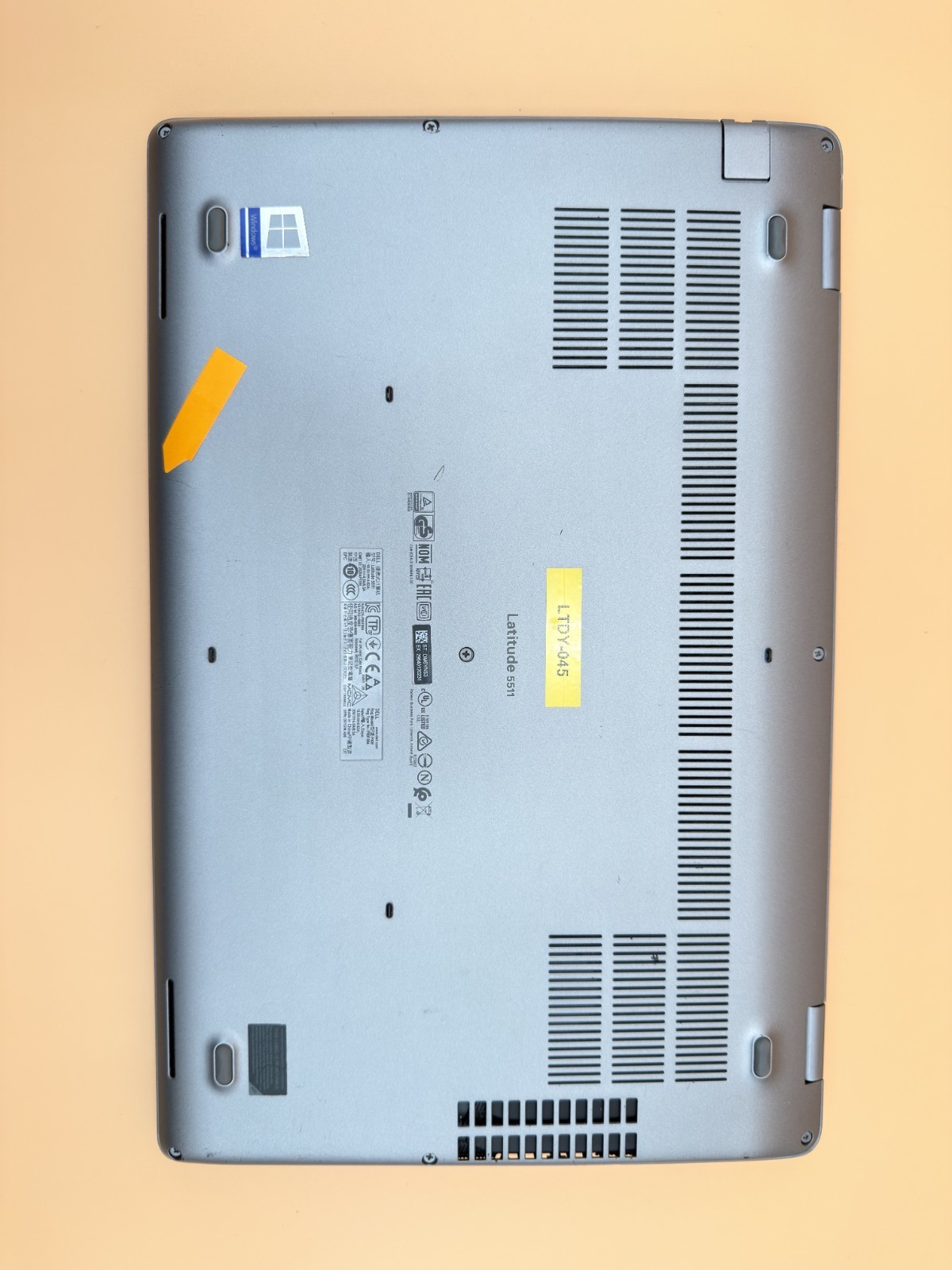 Dell Latitude 5511 15.6″ Laptop i7-10850H 16GB RAM 256GB SSD Windows 11 Pro