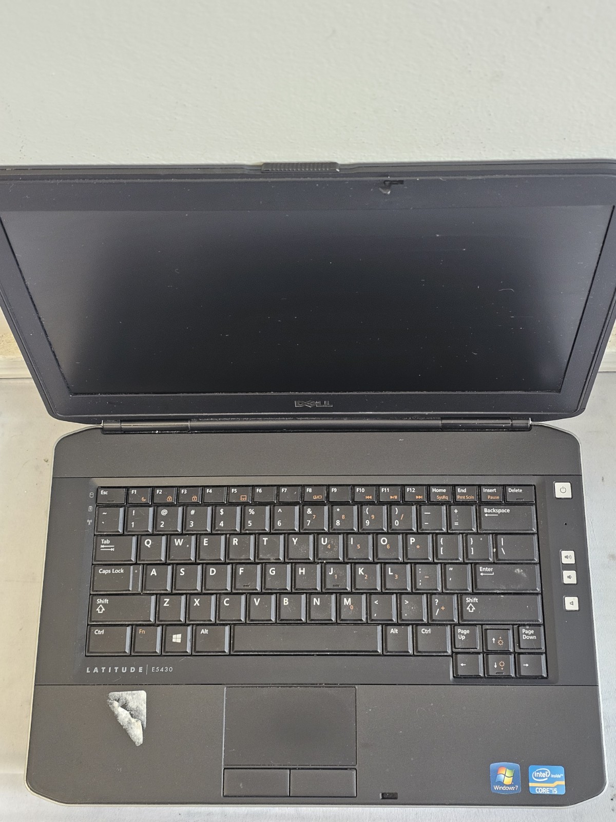 Dell Latitude E5430 Laptop – Intel i5-3210m – 4GB RAM – 100GB HDD Win 10 – READ