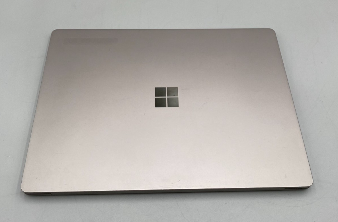 Microsoft Surface Laptop 1769 i5-7200U 2.5GHz 8GB DDR4 256GB SSD Silver C/PHOTOS
