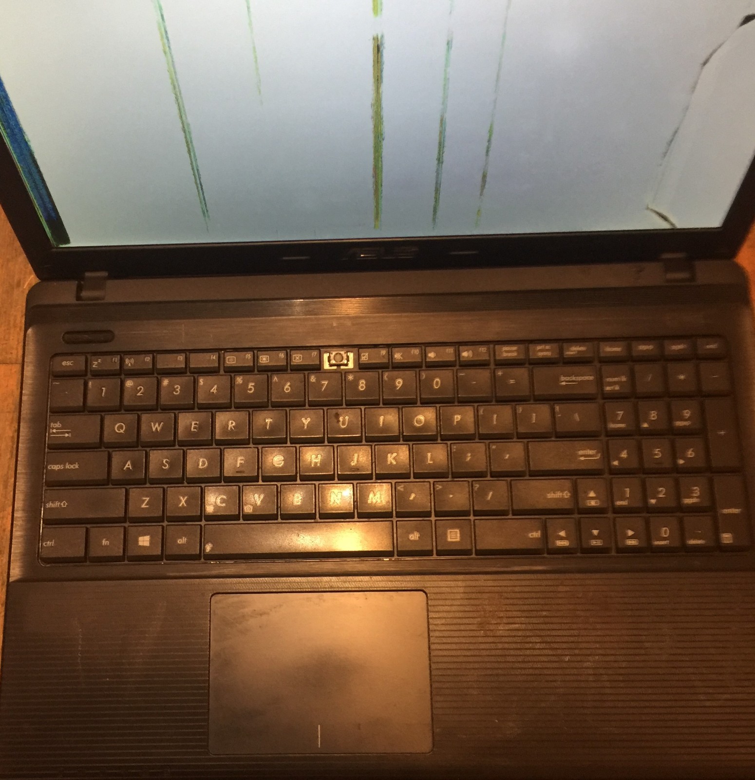 ASUS R503U LAPTOP AMD DUAL CORE C-60 1.0GHZ RAM-4GB NO HDD DAMAGED SCREEN