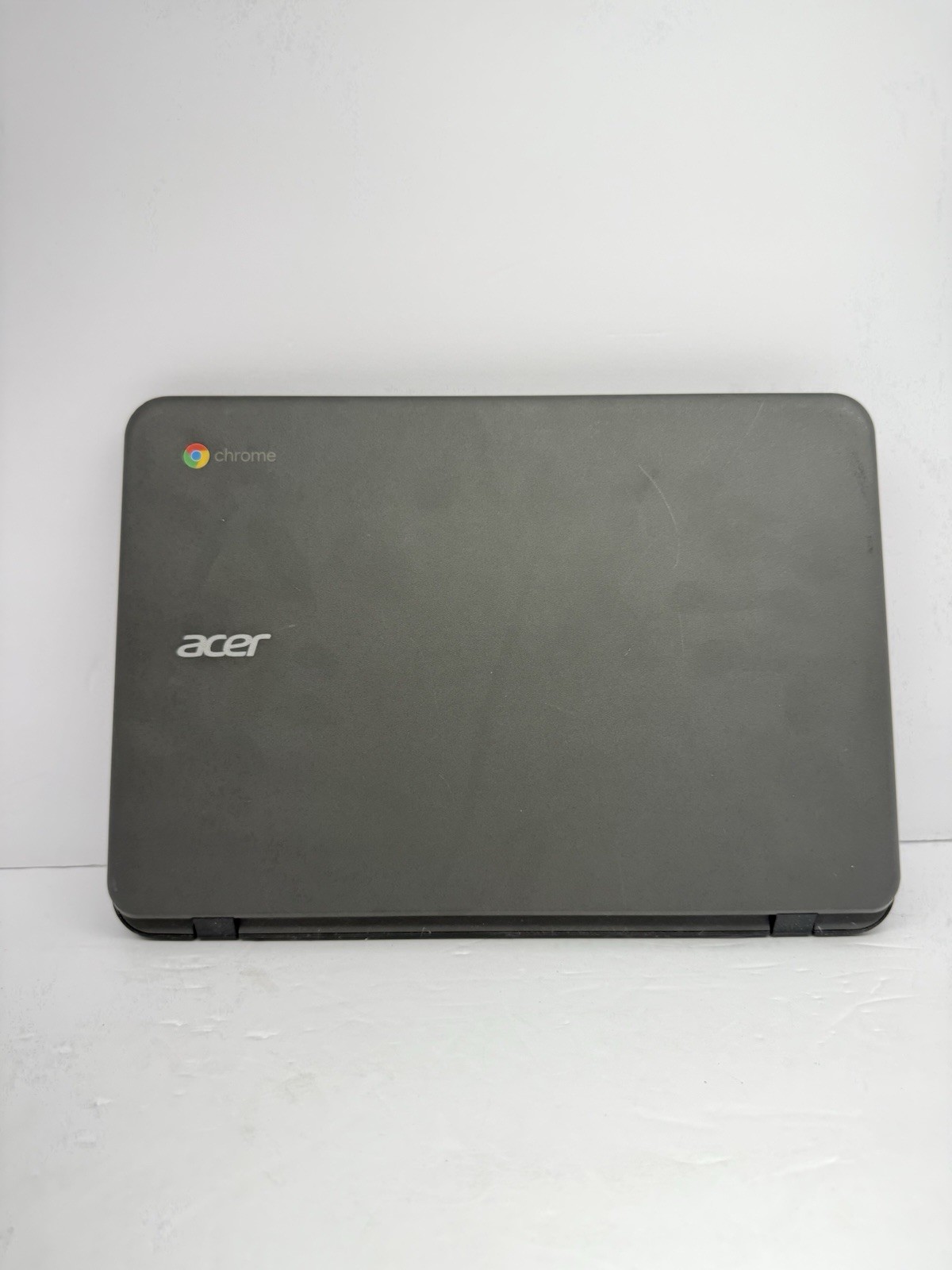 Acer C731 Series N16Q13 Chromebook – Tested – Comes with charger – works well