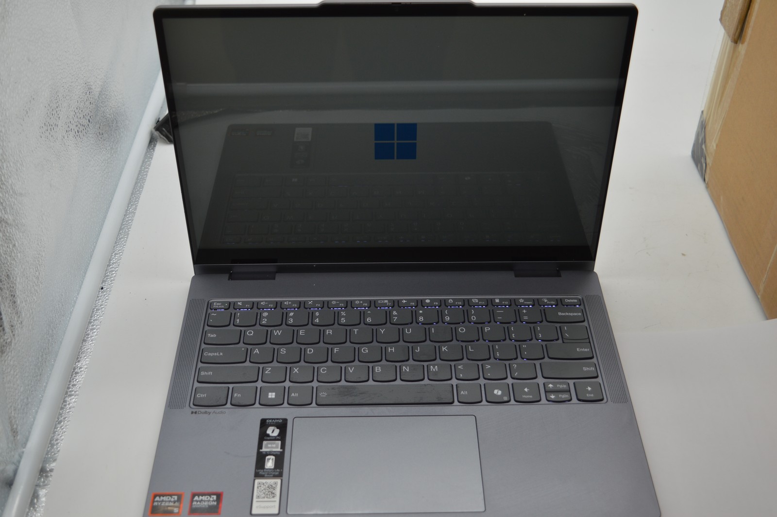 Lenovo IdeaPad 5 14AKP10 14″ AMD Ryzen AI 5 340 16GB 256GB SSD PC1309722