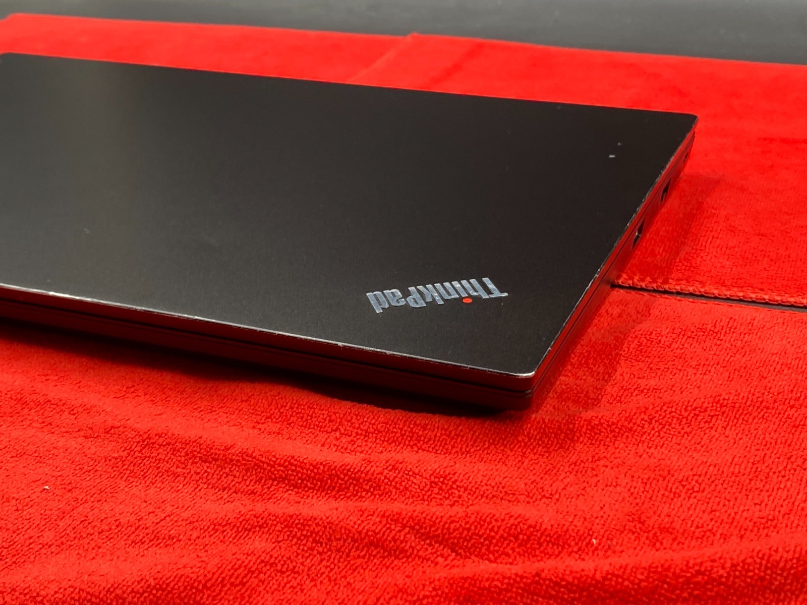 LENOVO THINKPAD E14 GEN 2 AMD RYZEN 5 4500U 8GB RAM 256GB SSD WIN 11 BATTERY 80%