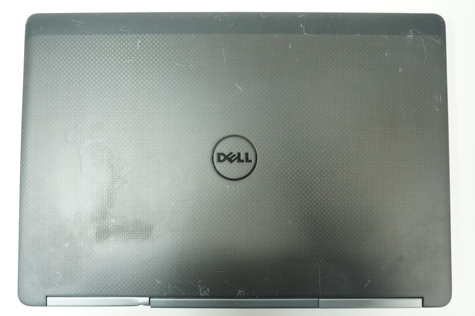Dell Precision 7520 15.6″ Intel i7-7820HQ @ 2.90GHz 32GB RAM NO OS / NO SSD