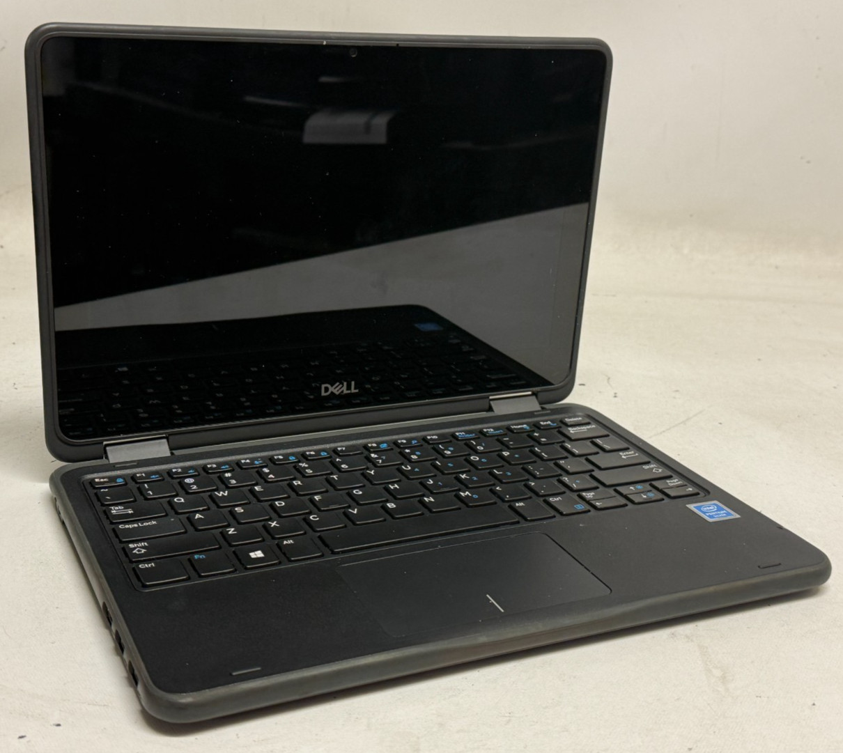 Dell Latitude 3190 2in1 11.6″ (Mixed CPU – 4GB/8GB RAM – NO OS/HDD) – Lot of 10