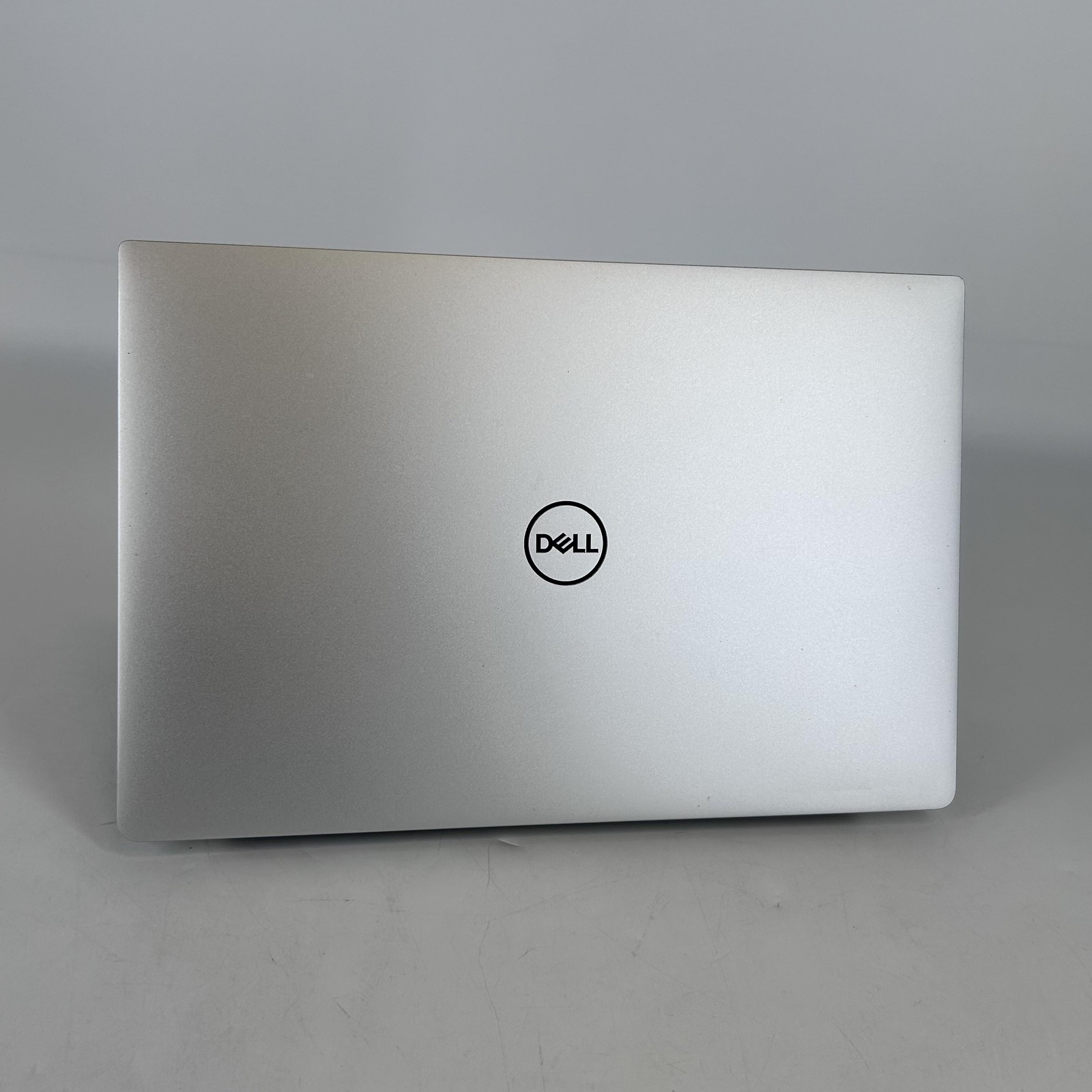 Dell XPS 13 7390 FHD i7-10710U 1.10GHz 16GB RAM 512GB SSD Good