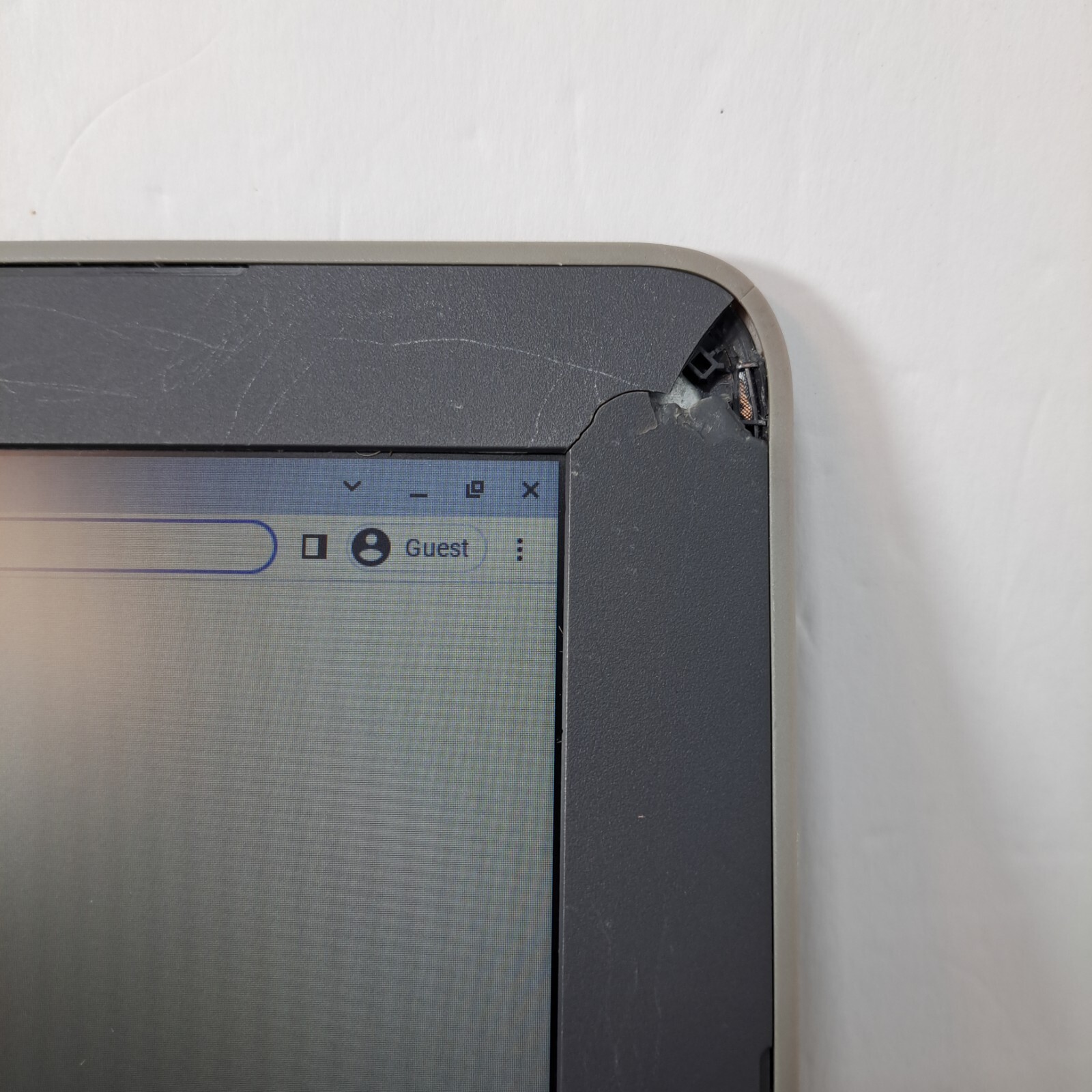HP Chromebook 11 G7 EE 11.6″ Laptop 4GB RAM 16GB eMMC (Damaged Body, Working)