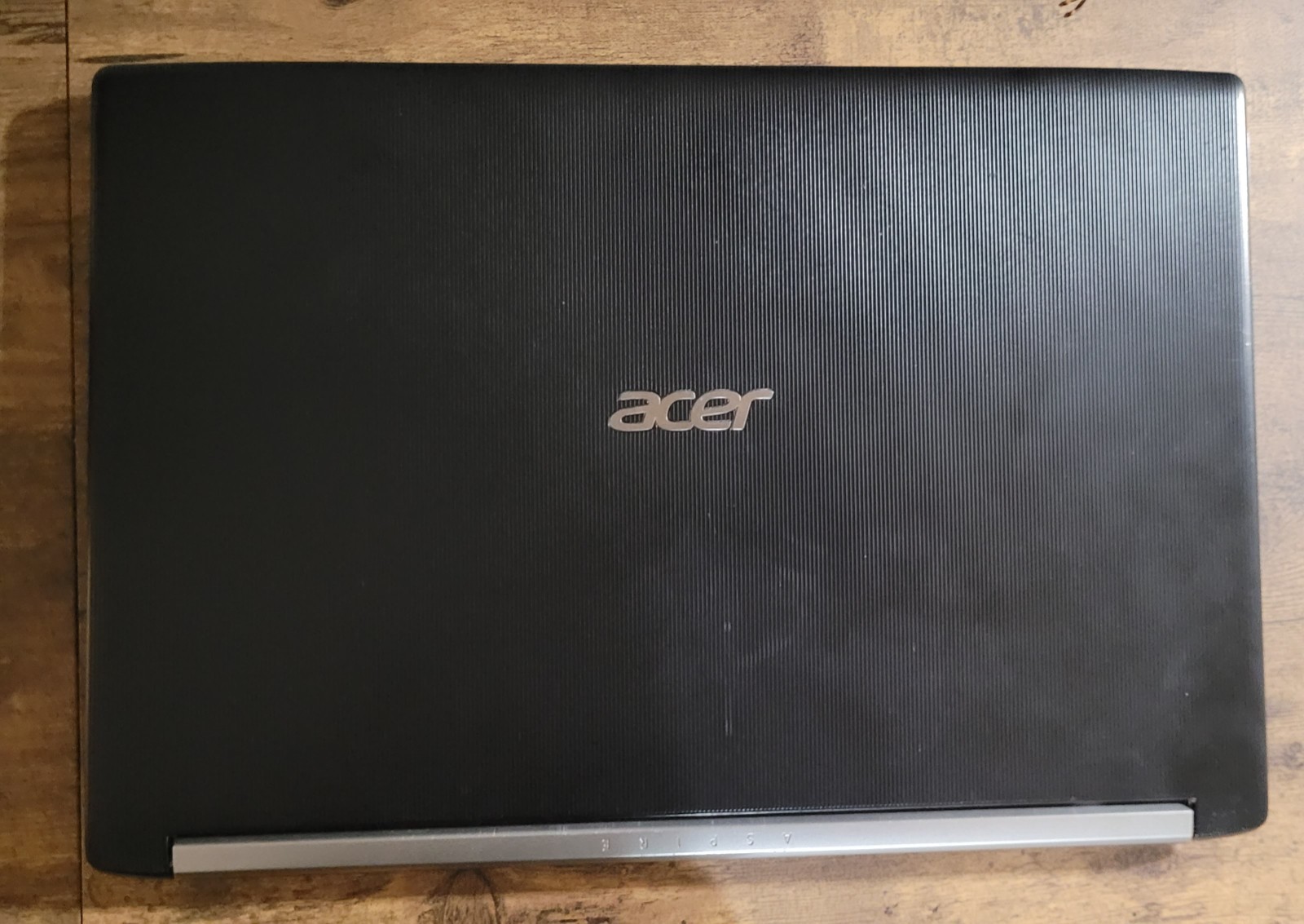 Acer Aspire A515-51G-515J 15.6” Broken screen, everything else functional