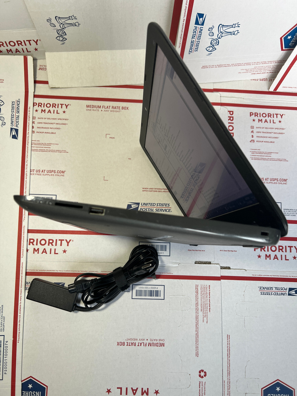 HP Notebook 250 G4 Intel Core i3-4005U 1.70GHz – 15.6″ – 8GB RAM – 500GB HDD