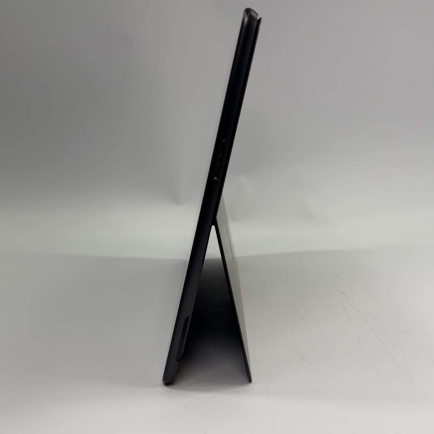 Microsoft Surface Pro 12 13″ 12th Edition Snapdragon X2 Plus 16GB RAM 512GB