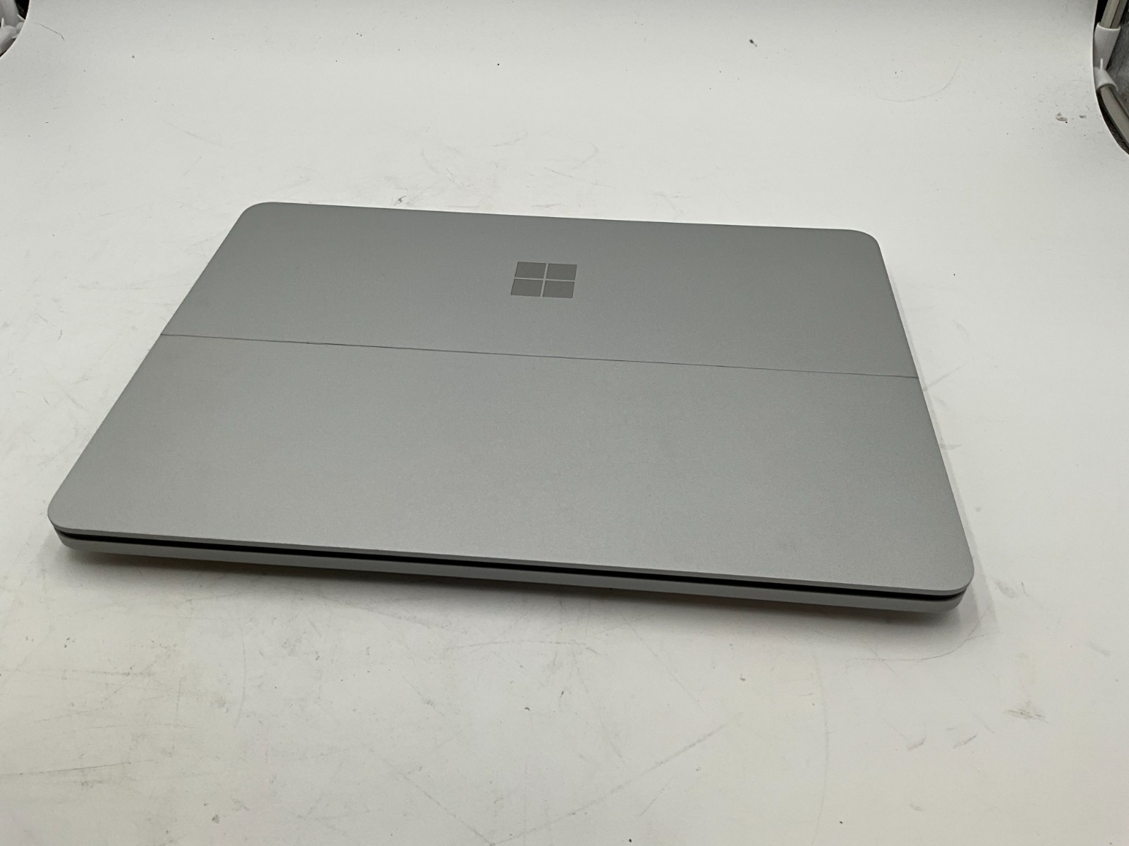 Microsoft Surface Laptop Studio – i7-11370H 16GB 512 0F00FWM230800C *READ* 14.4″